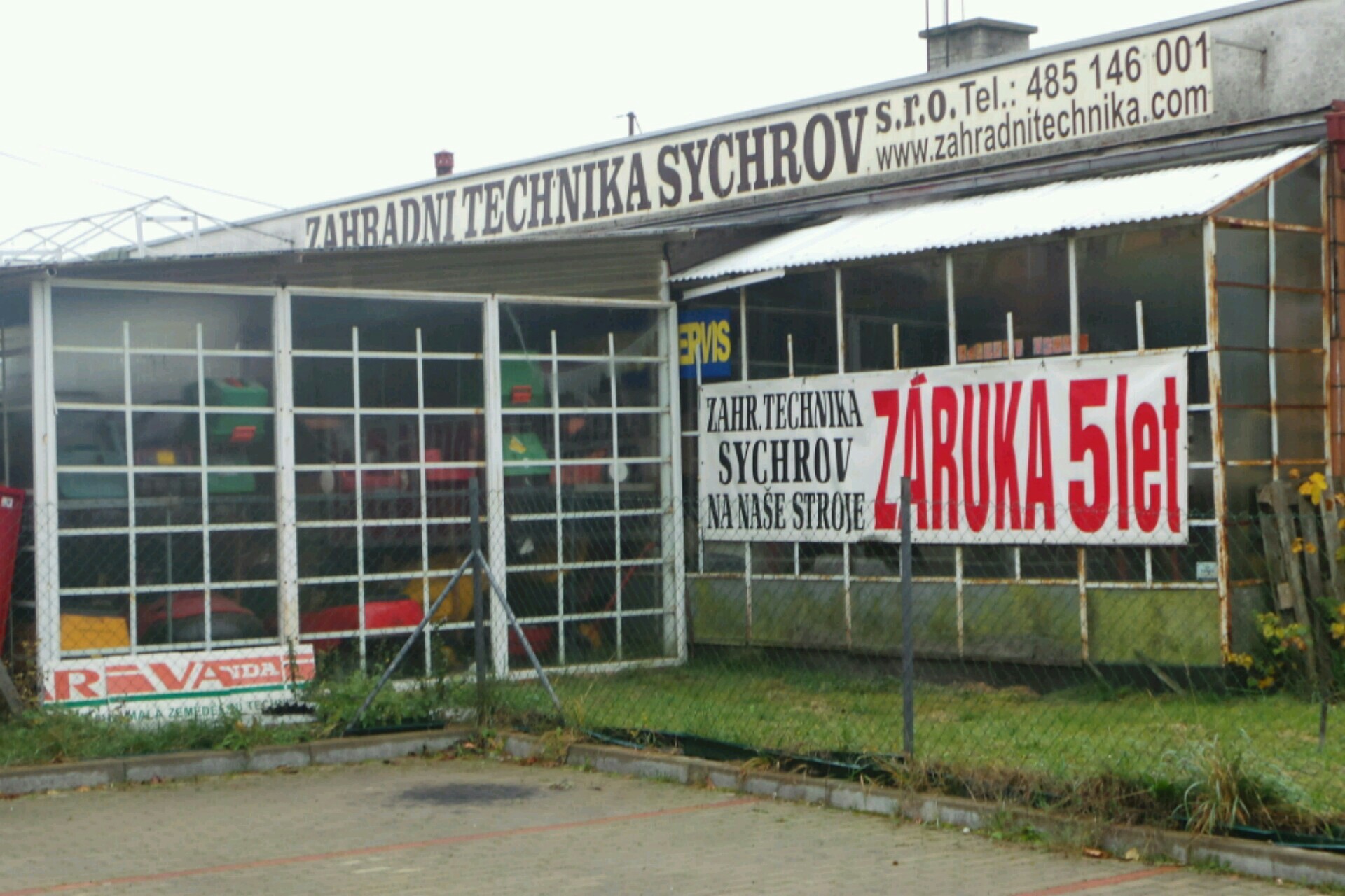 A-ZAHRADNÍ TECHNIKA SYCHROV