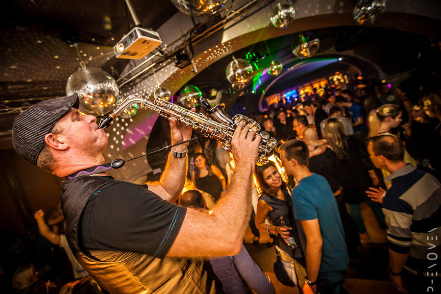 Music bar PHENOMEN foto 3