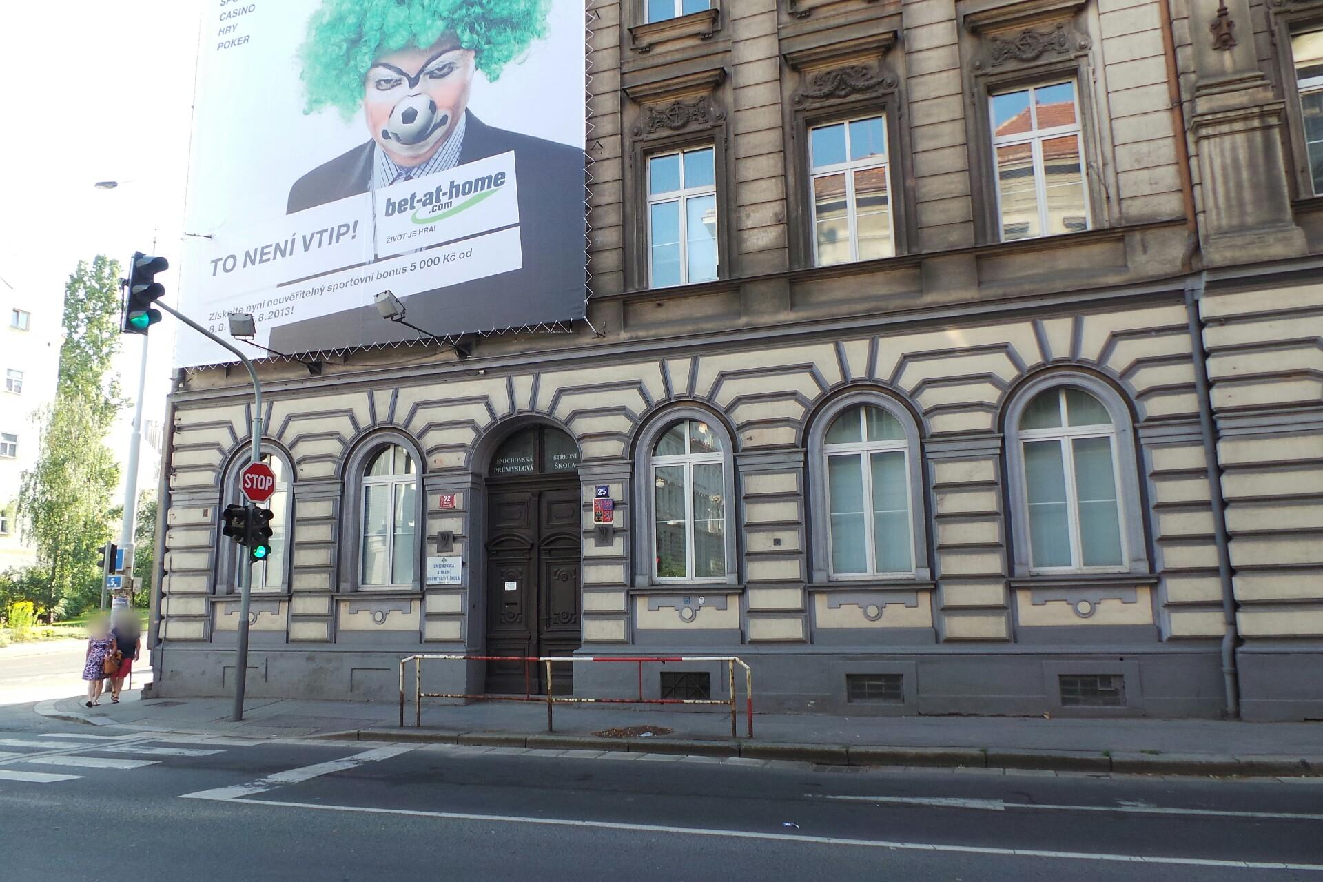 Smíchovská střední průmyslová škola, gymnázium a hotelová škola Radlická