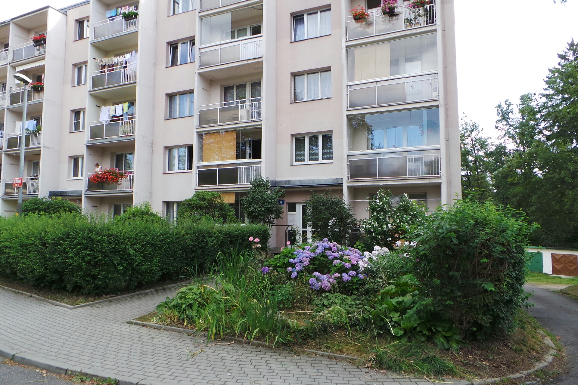 Společenství vlastníků jednotek domu Na Výšinách 437-442