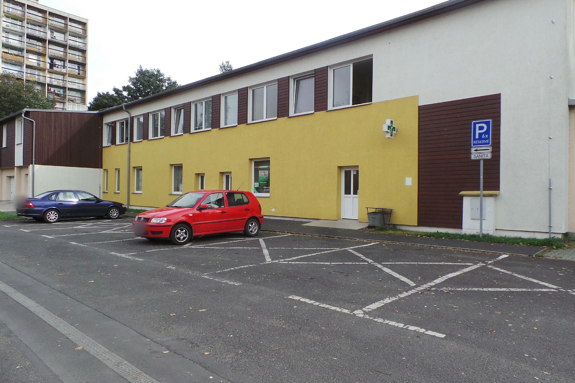 Praktický lékař pro dospělé a ambulantní chirurgická péče - MUDr. Yaser Karnoub