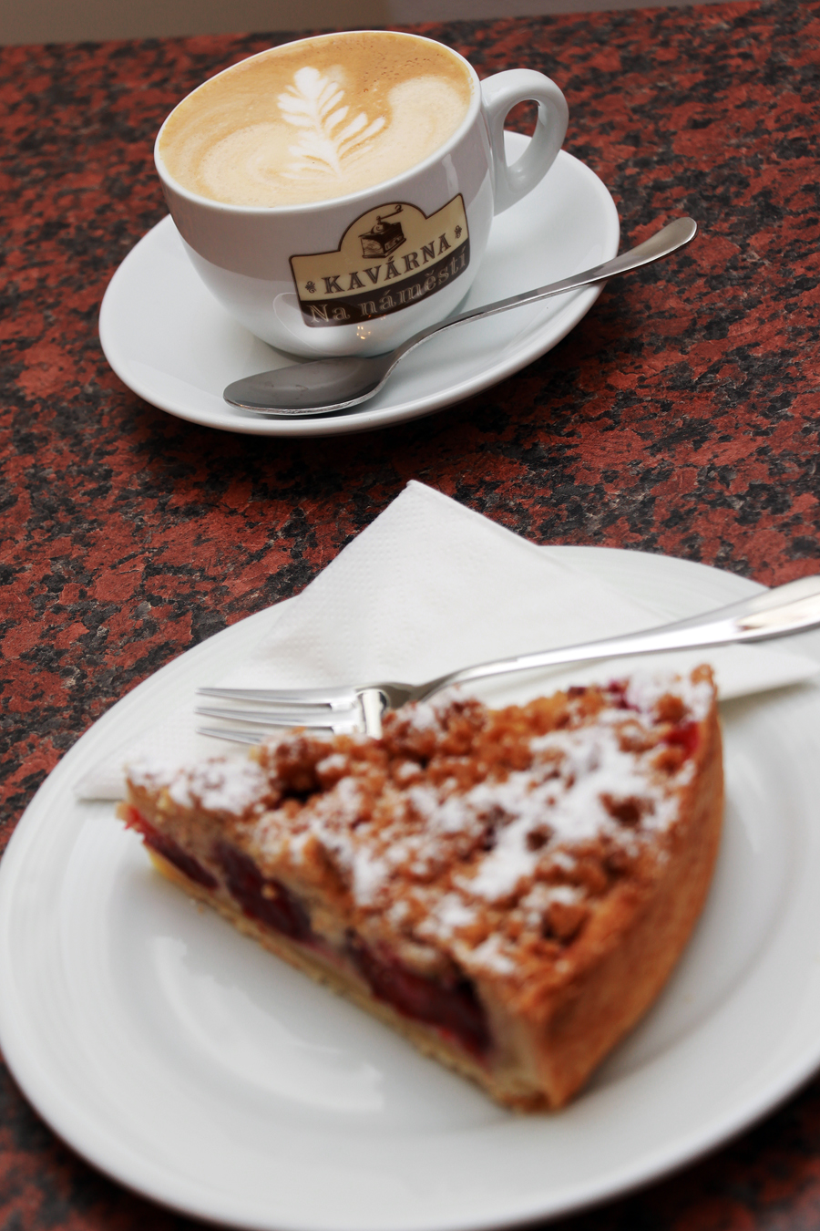 Bistro a Kavárna Na náměstí foto 2