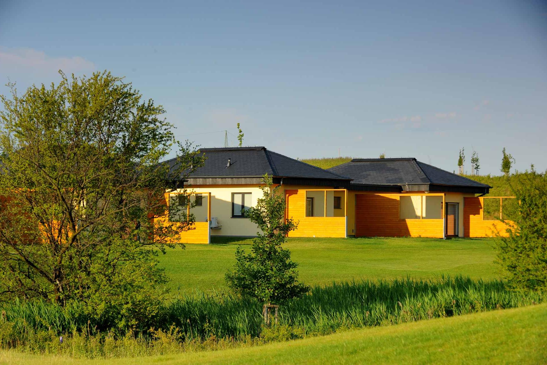 Black Bridge Hotel Apartment