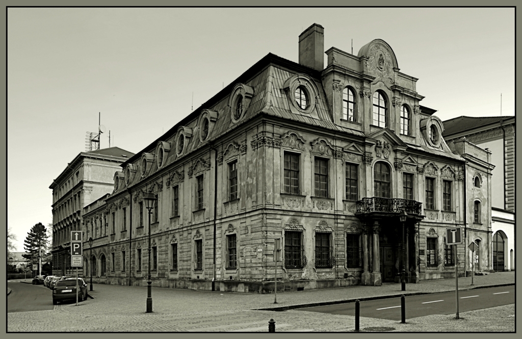 Knihovna Matematického ústavu v Opavě foto 2