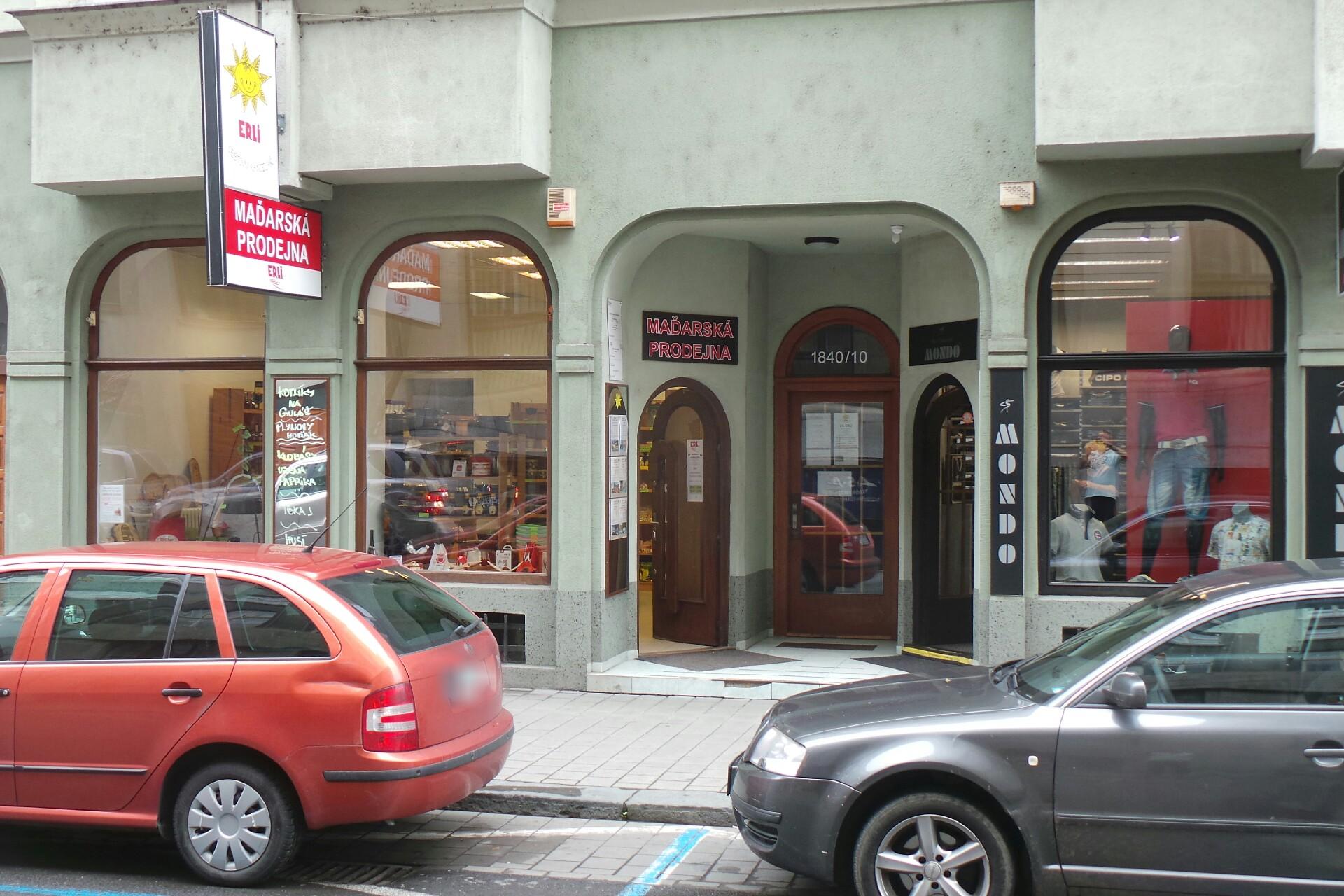 4 TAX consult, spol. s r.o.