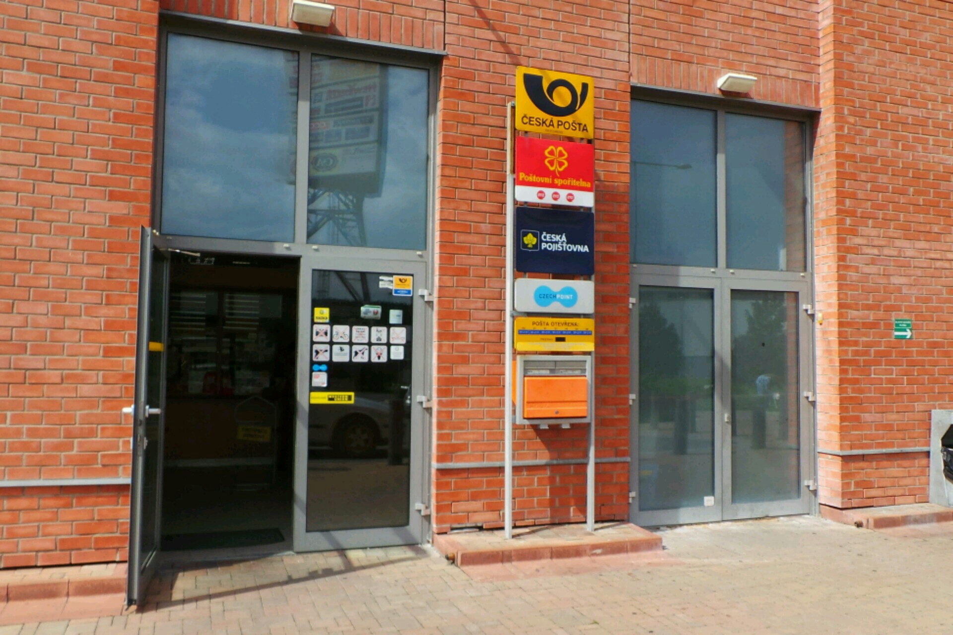Pošta Plzeň 9