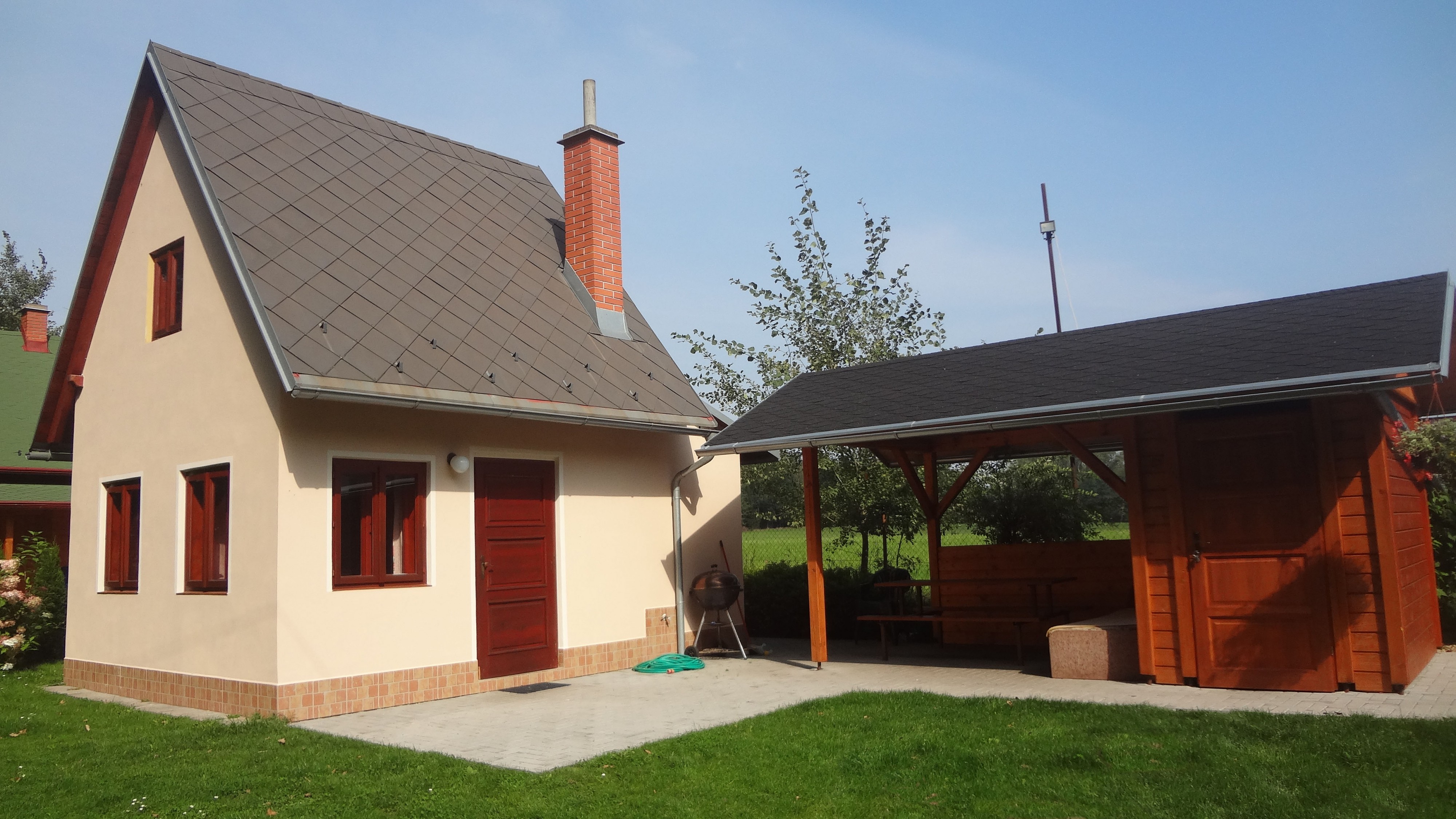 Chaty u rybníka Brodský foto 2