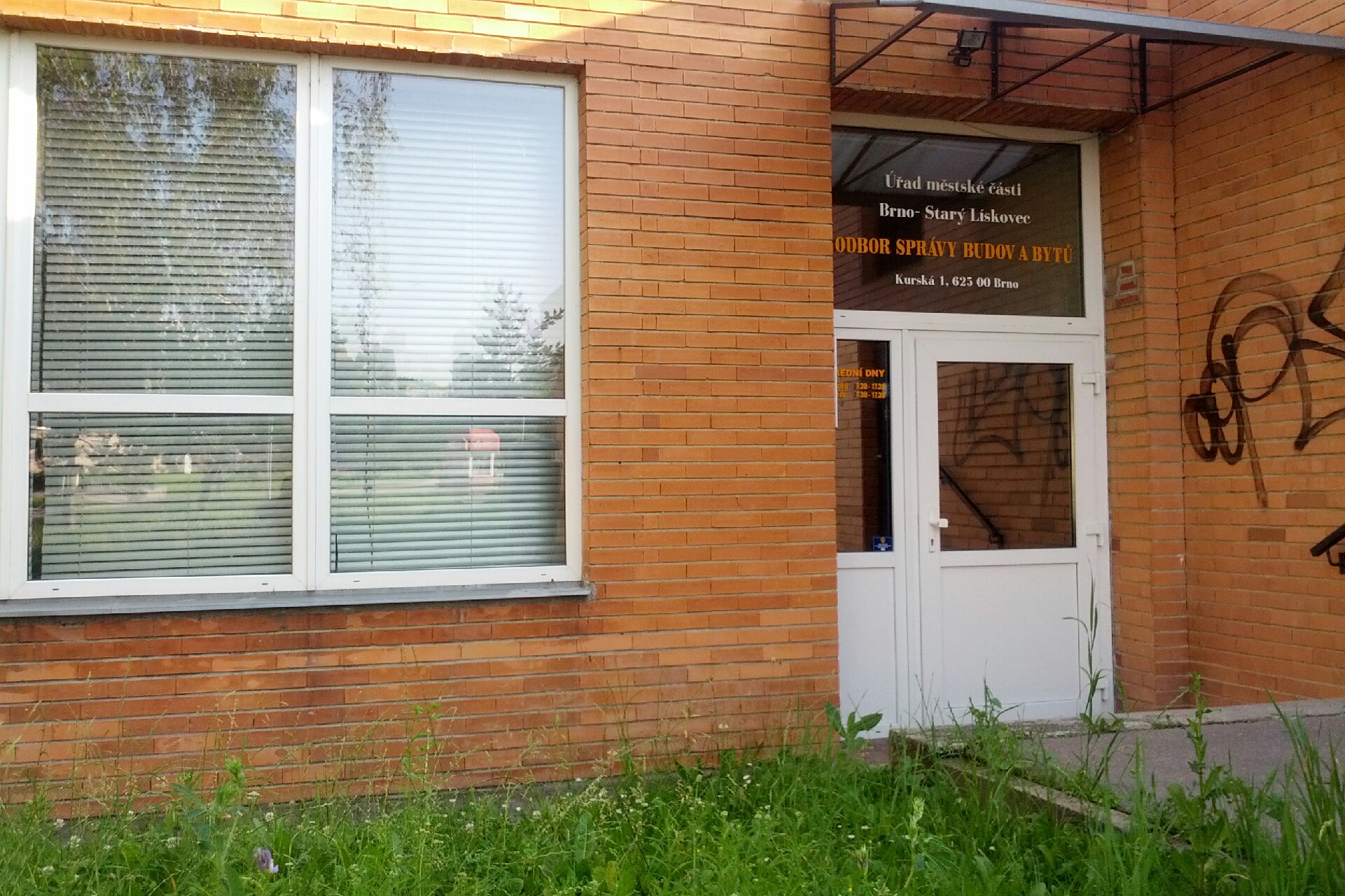 ÚMČ Brno-Starý Lískovec - Odbor správy budov a bytů