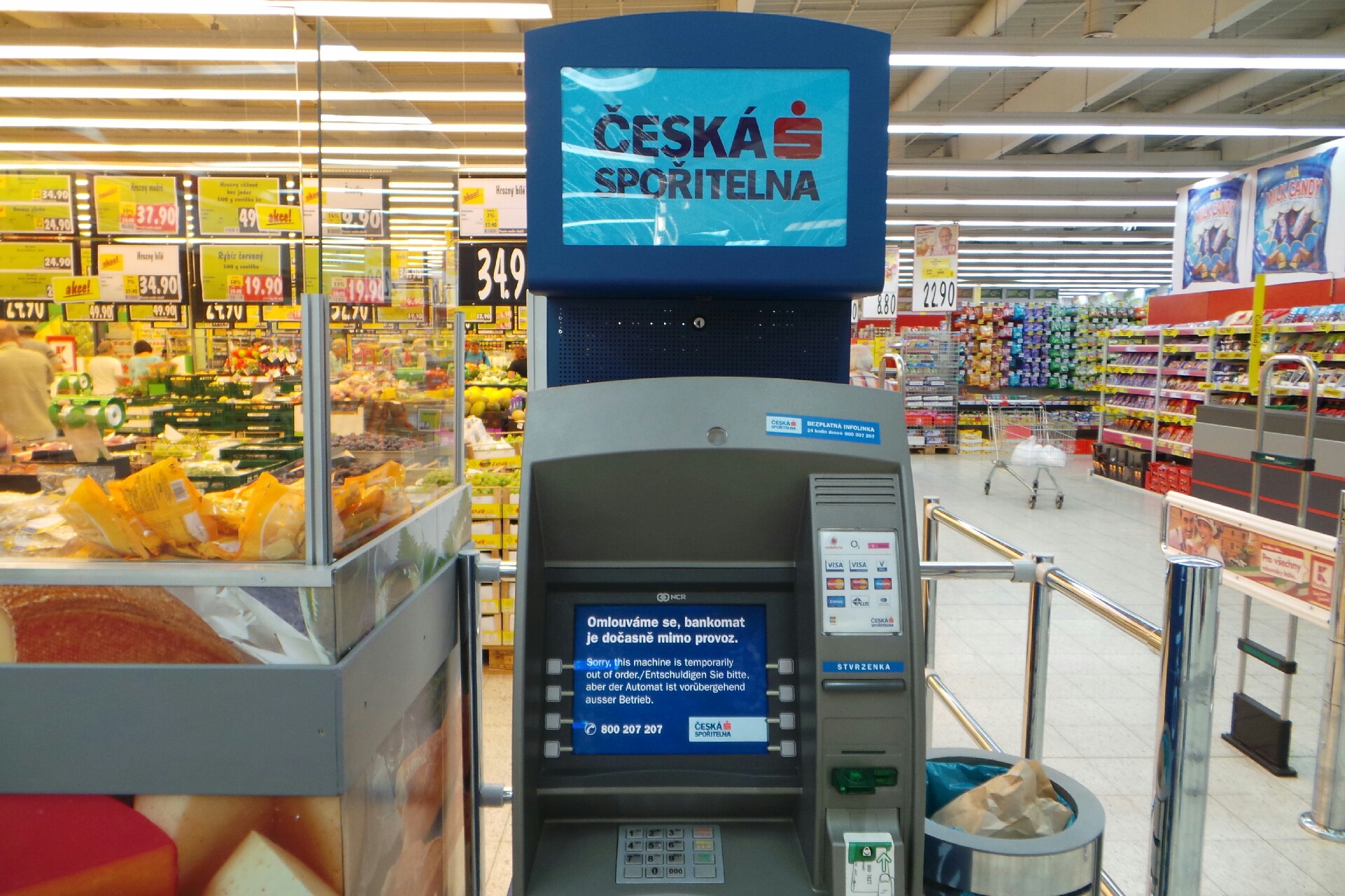 Bankomat České spořitelny foto 2
