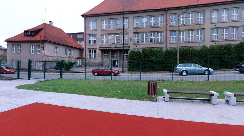 Masarykova základní škola, Broumov, Komenského 312, okres Náchod foto 2
