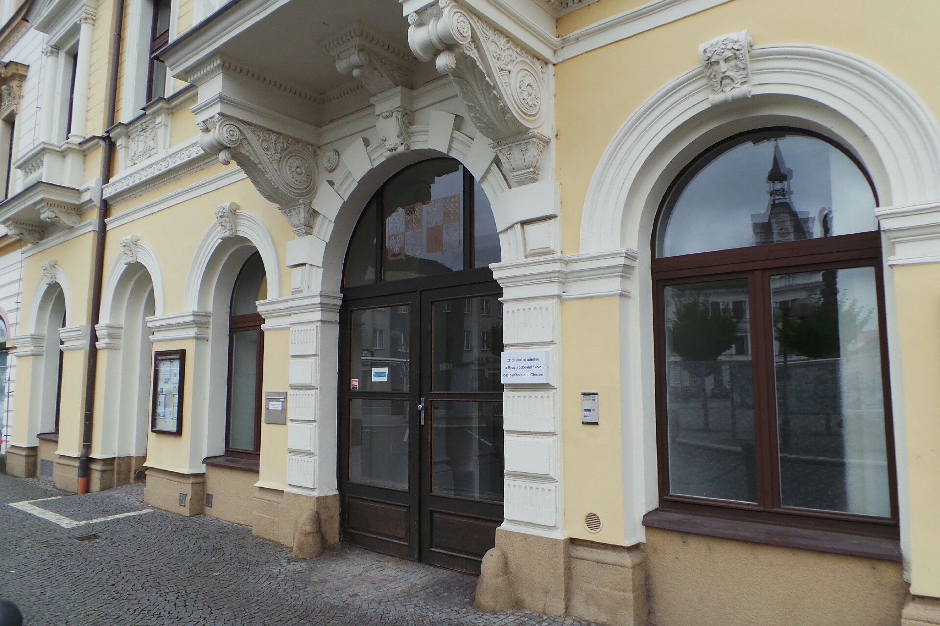 Obchodní akademie a Střední odborná škola cestovního ruchu Choceň