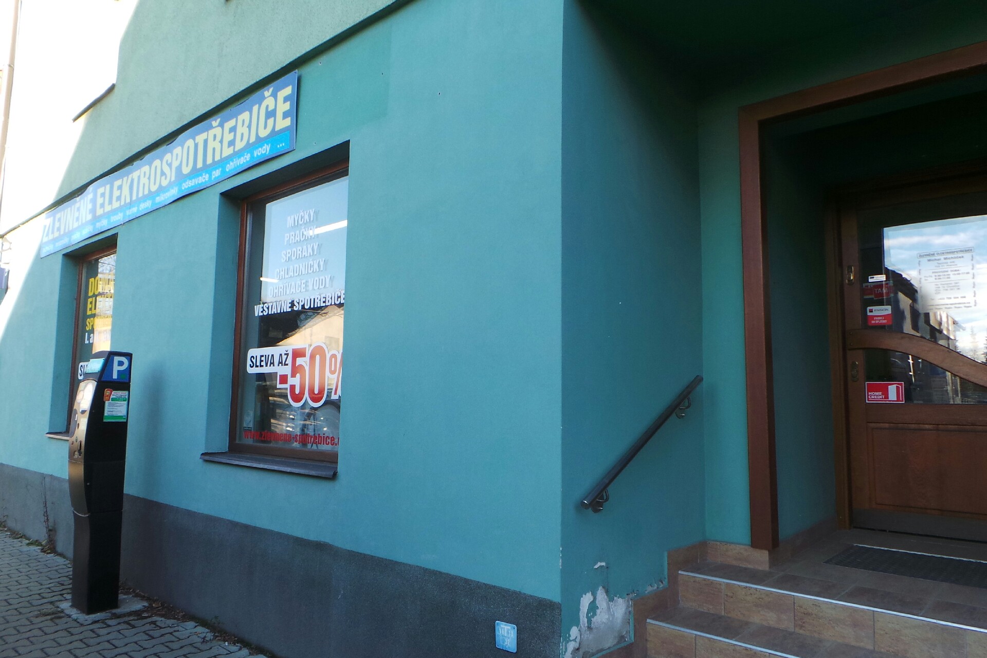 ZLEVNĚNÉ ELEKTROSPOTŘEBIČE Michal Michlíček