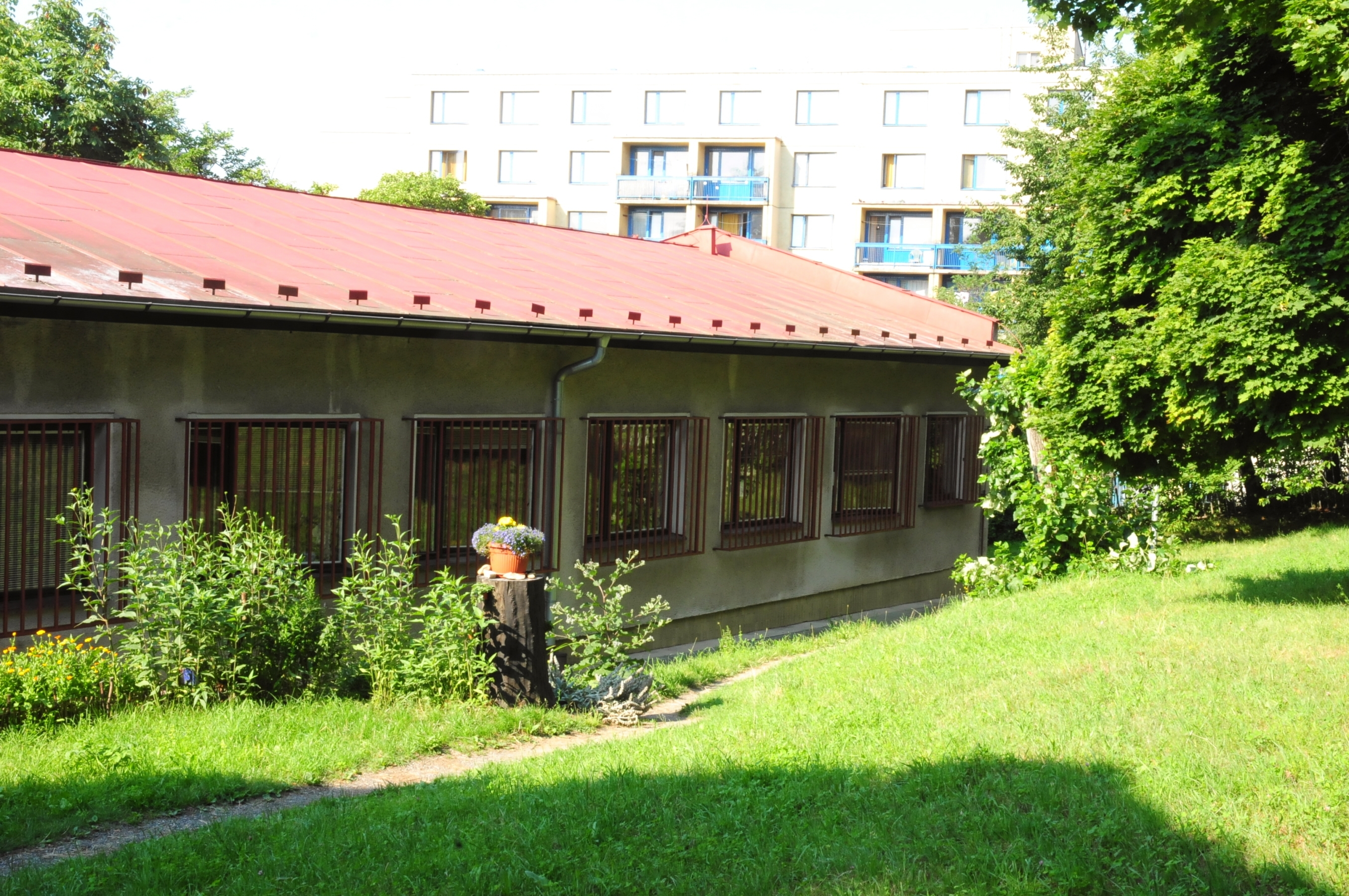 Ústav vědeckých informací 2. lékařské fakulty Univerzity Karlovy foto 2
