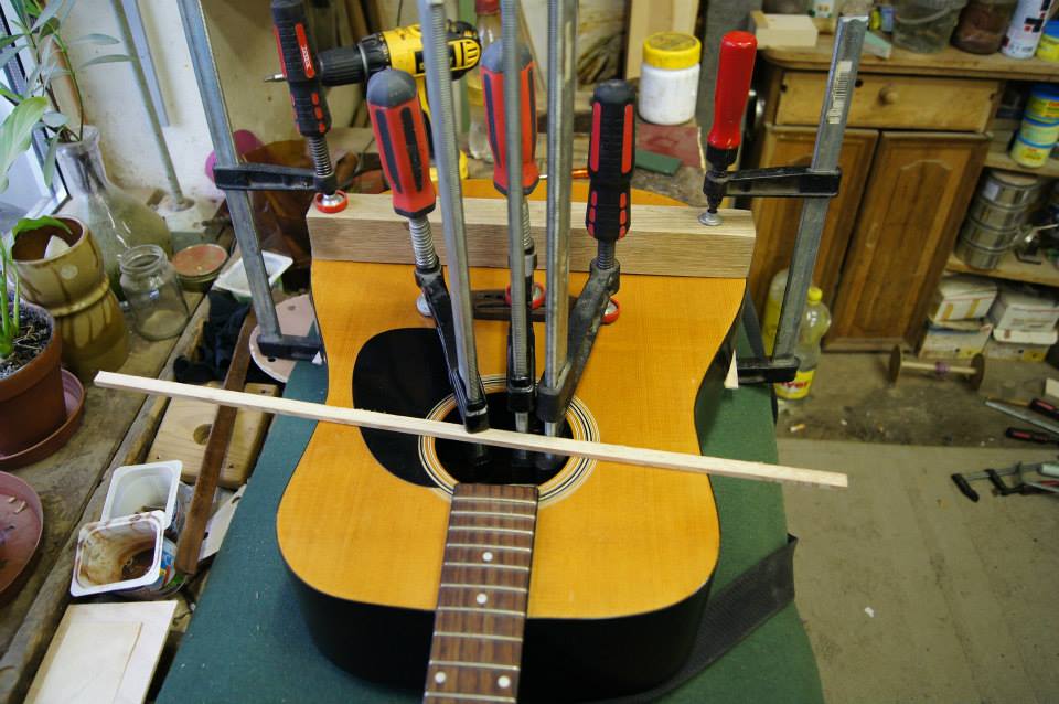 Oprava kytar - Michal Vožech foto 3