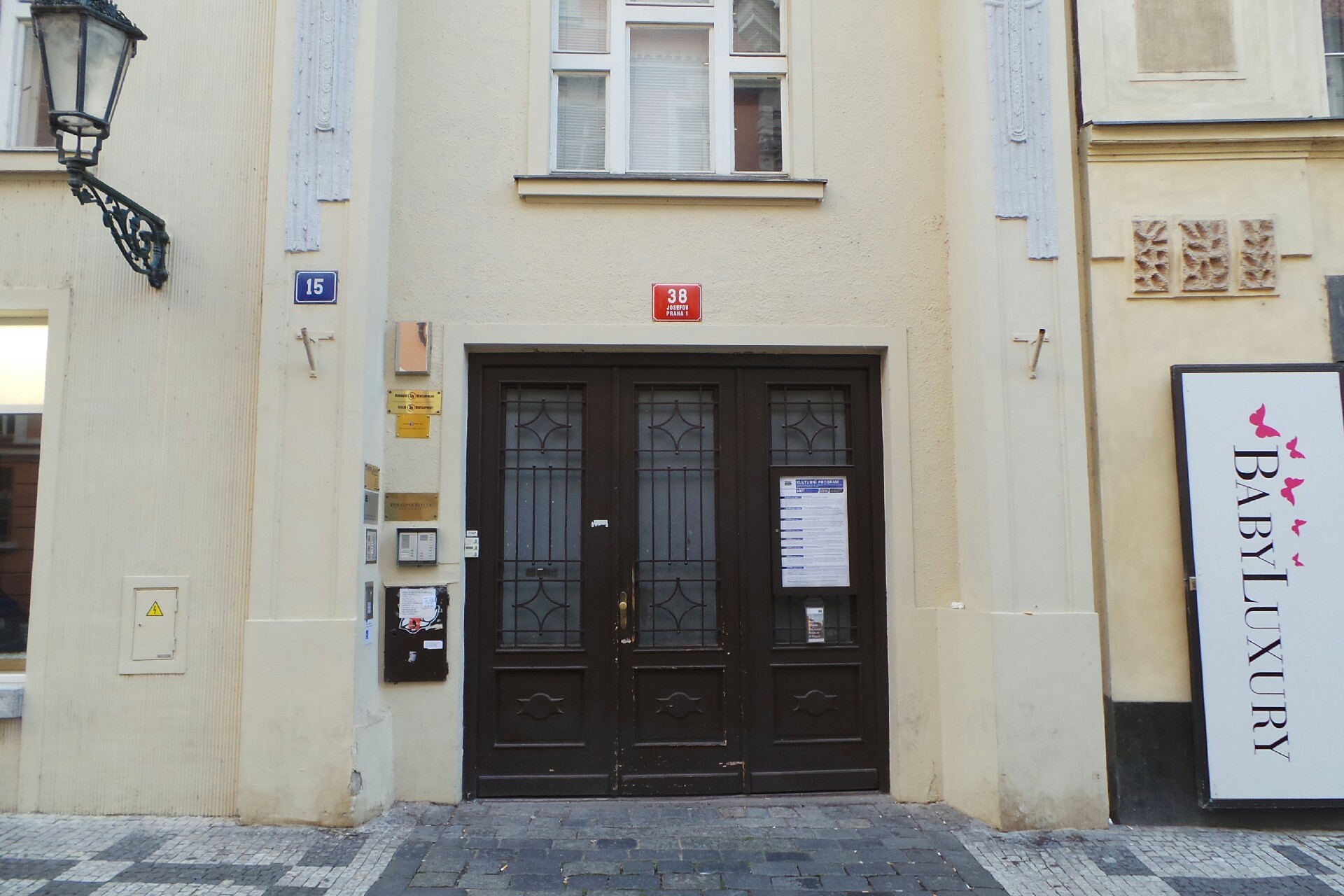 Sampa Invest, s.r.o.