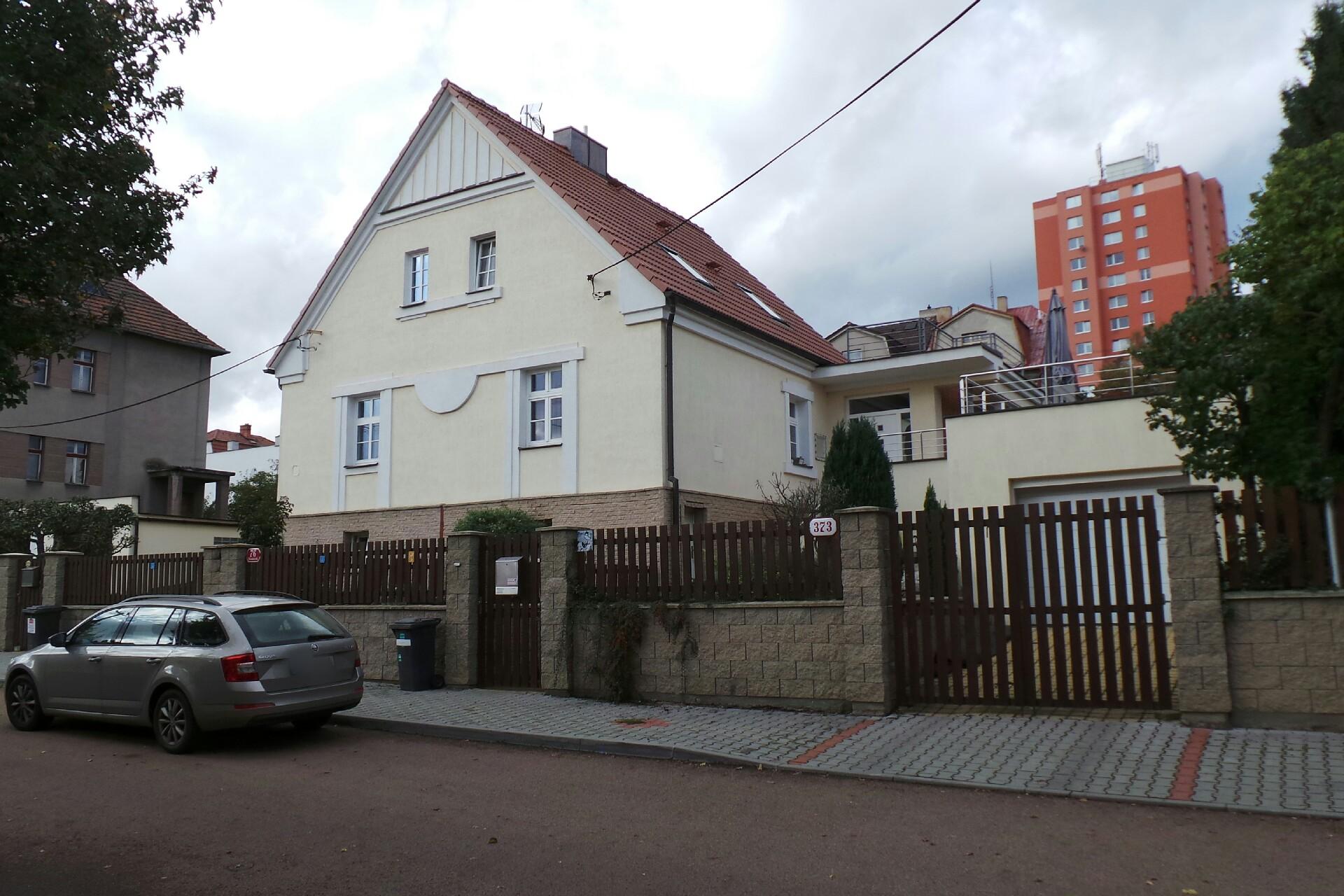 ADHOC SERVIS, s.r.o.