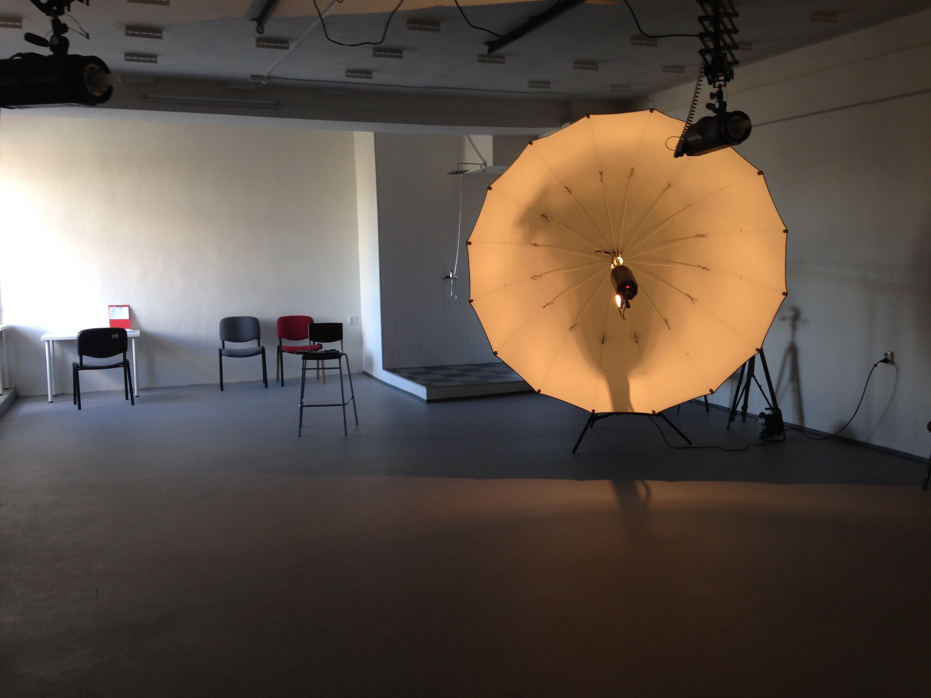 digifoto.cz / pronájem fotoateliéru foto 2