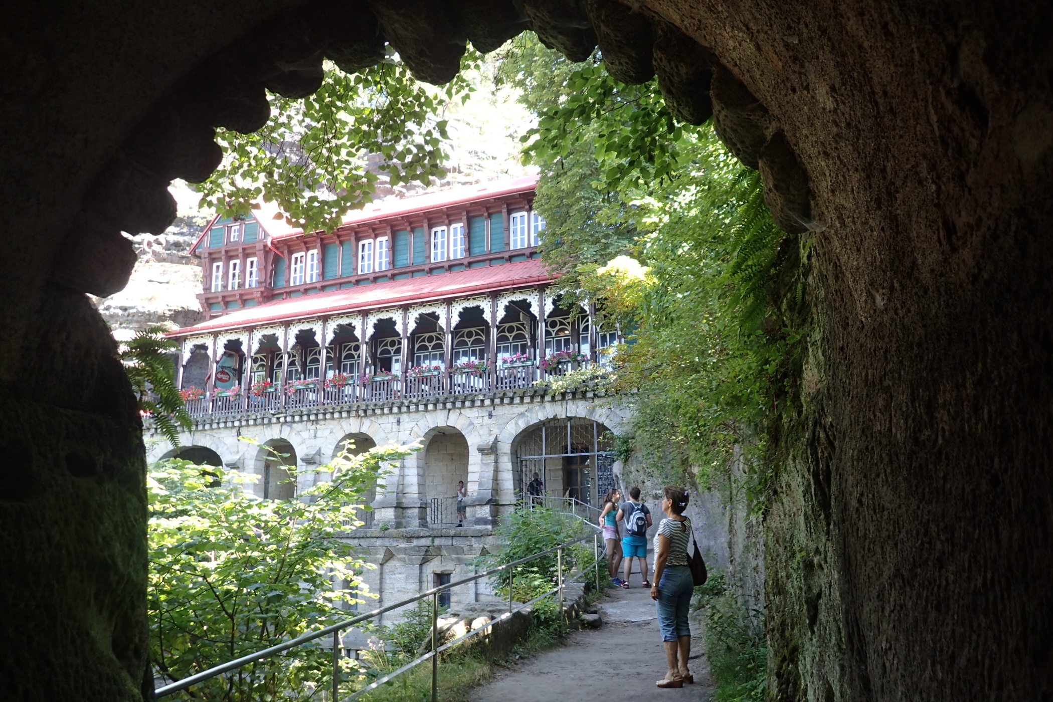 Restaurace Sokolí hnízdo foto 2