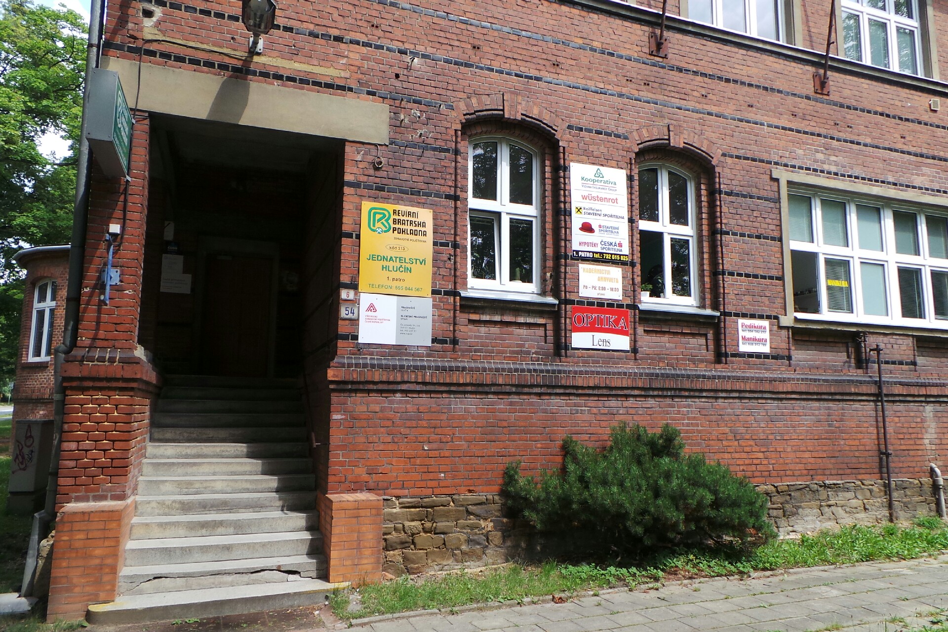 Základní organizace 100 Profesní a odborová unie zdravotnických pracovníků