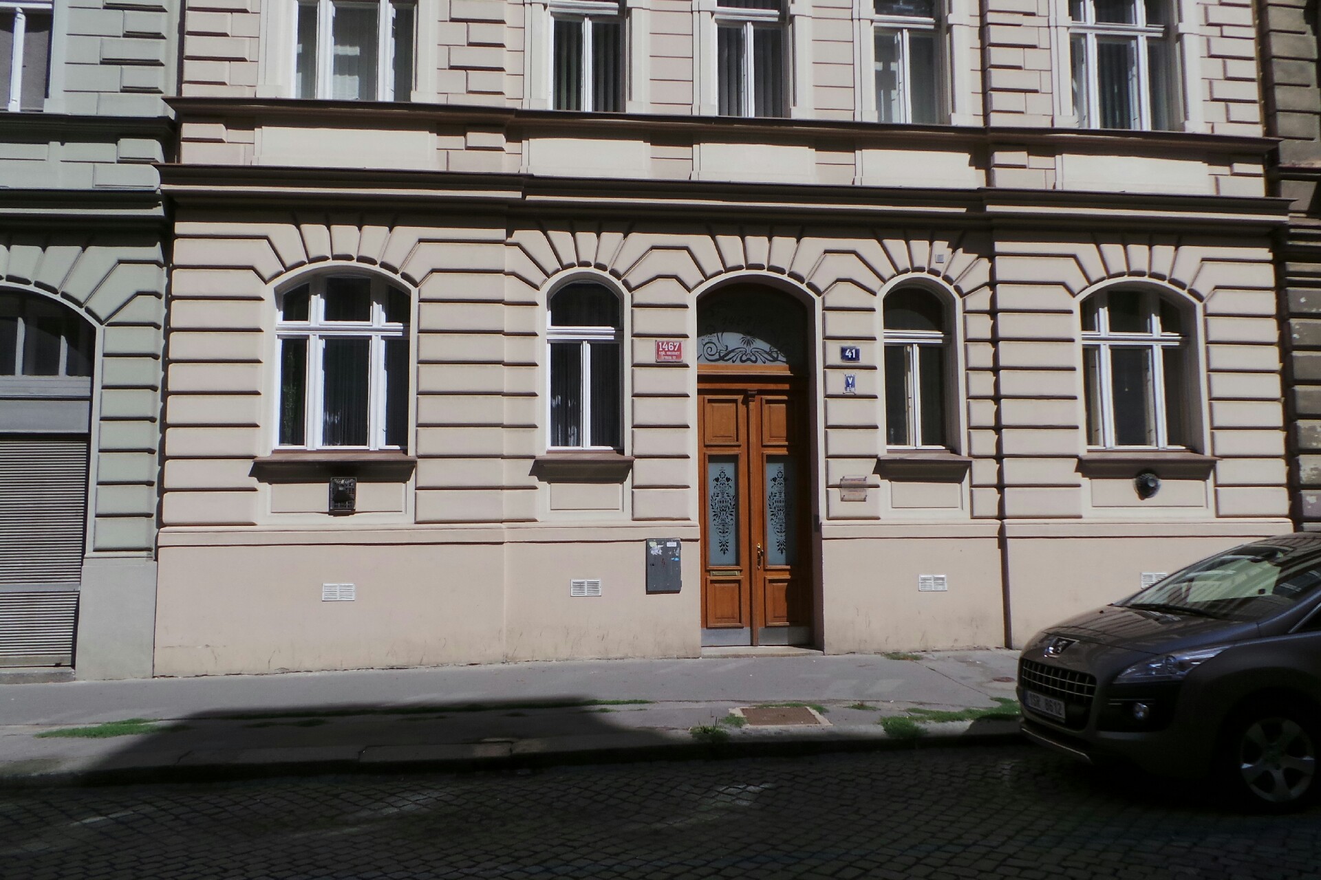 HAPPY HOUSE-Prague, spol. s r.o. foto 1