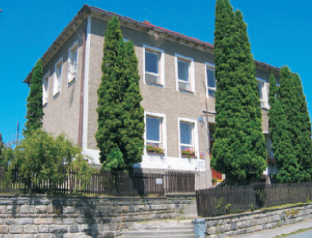 OBECNÍ ÚŘAD - SVĚTNOV foto 2