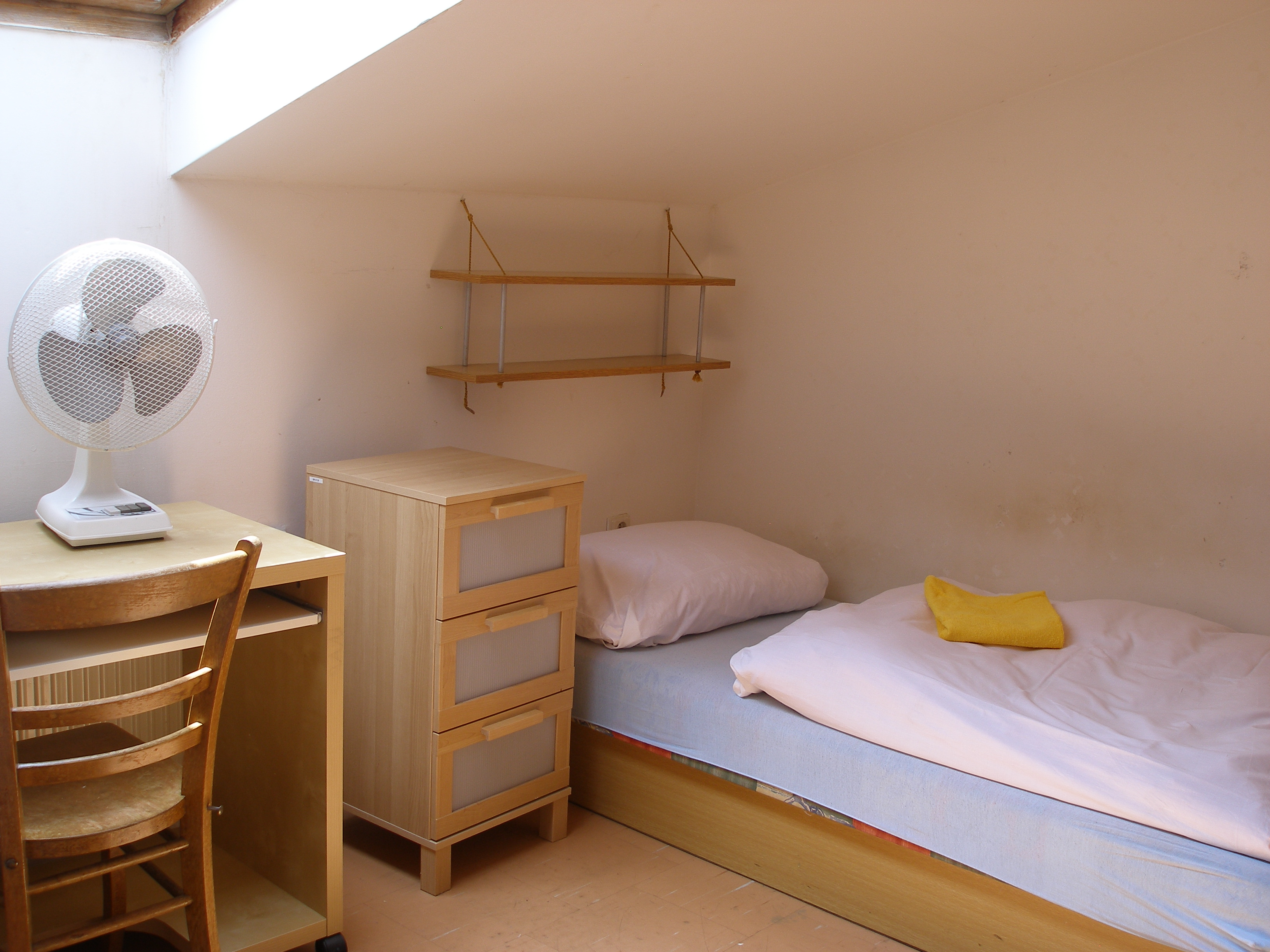 Domov mládeže - JABOK - Vyšší odborná škola sociálně pedagogická a teologická foto 4