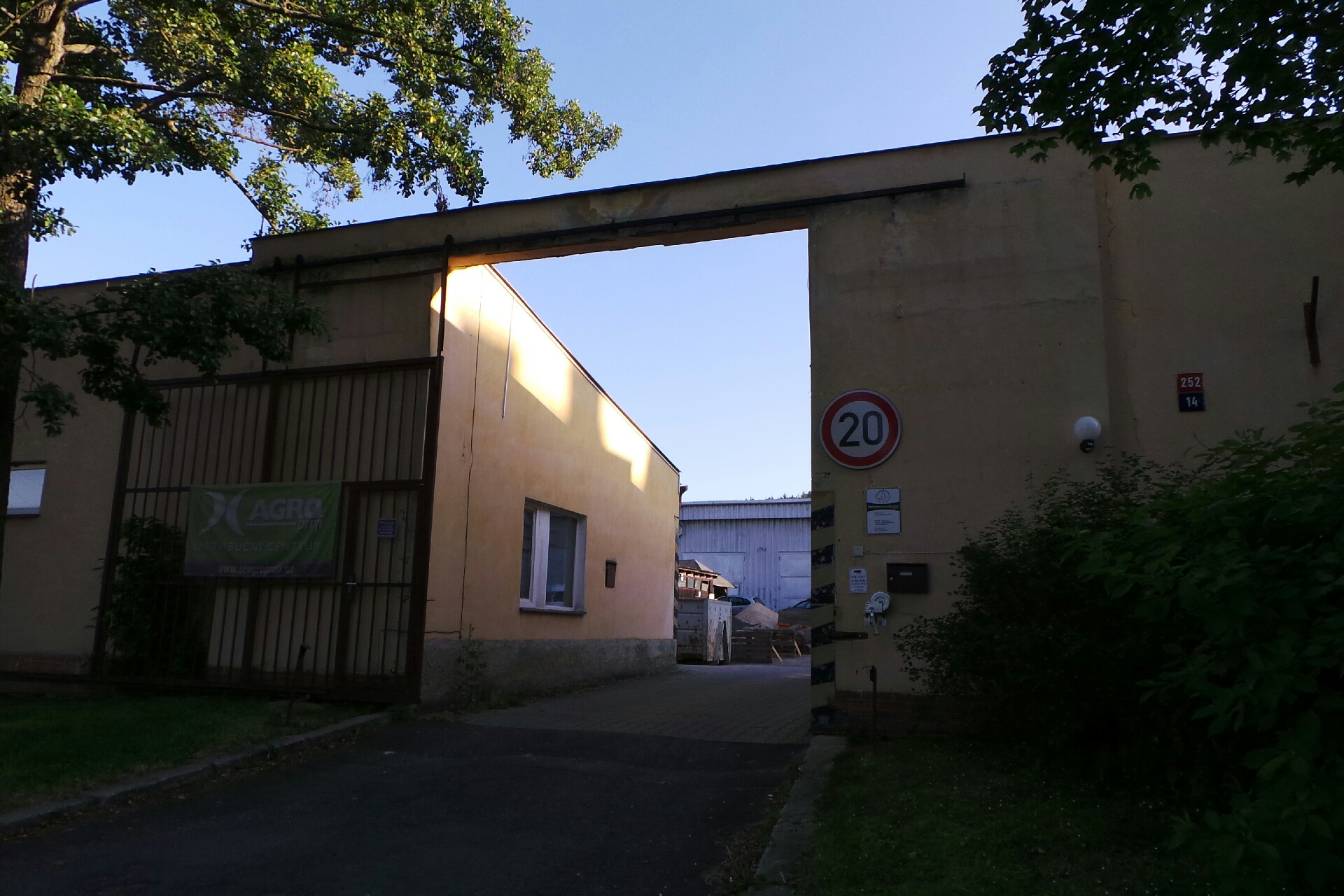 Zahradní a parková, spol. s r.o.