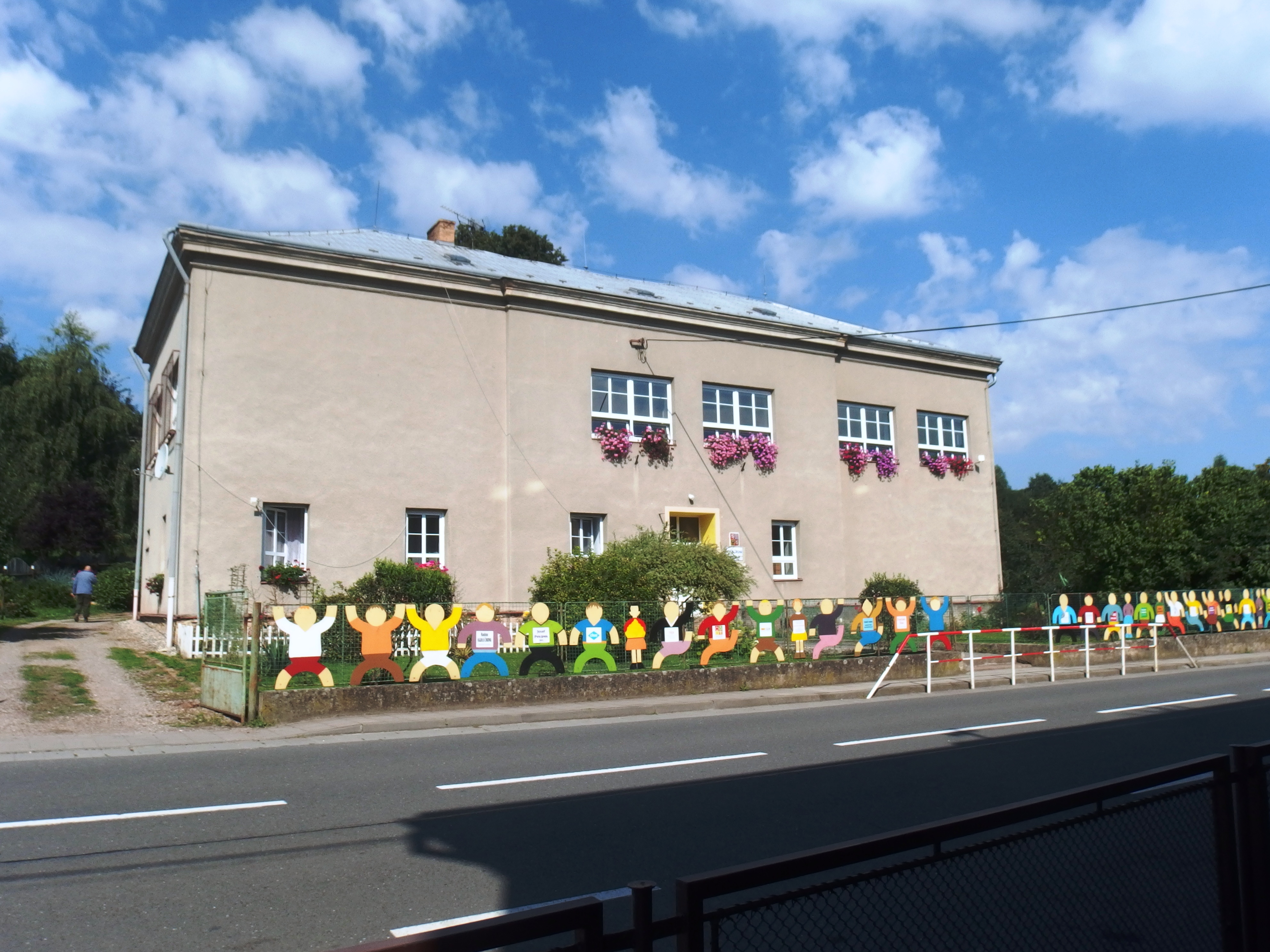 ZŠ a MŠ Dlouhá Loučka