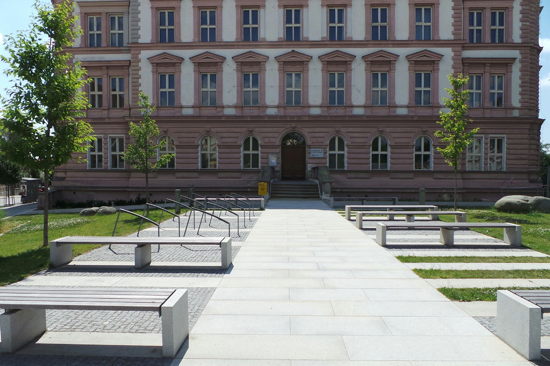 Gymnázium Dr. Karla Polesného Znojmo