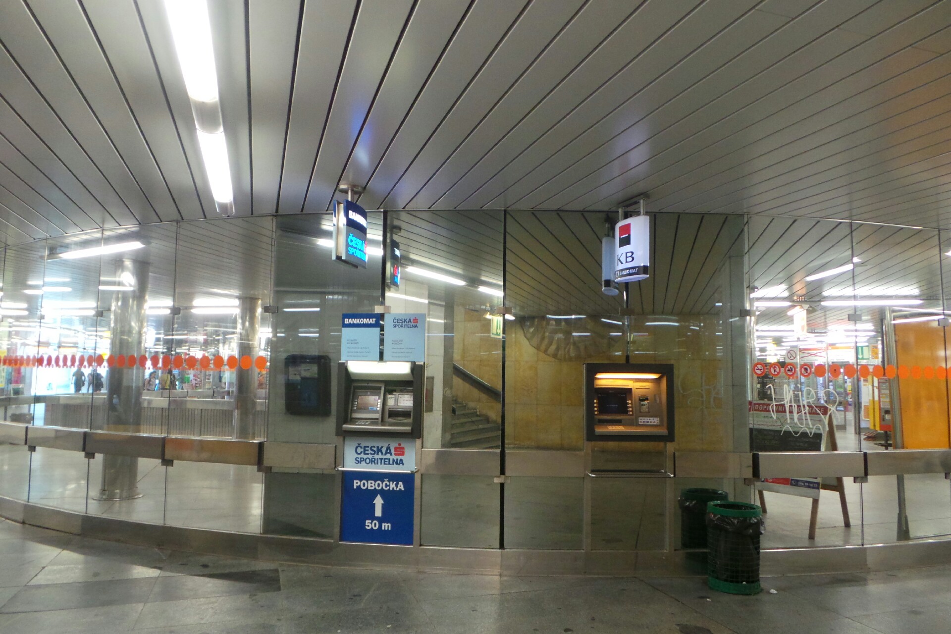 Bankomat České spořitelny foto 1