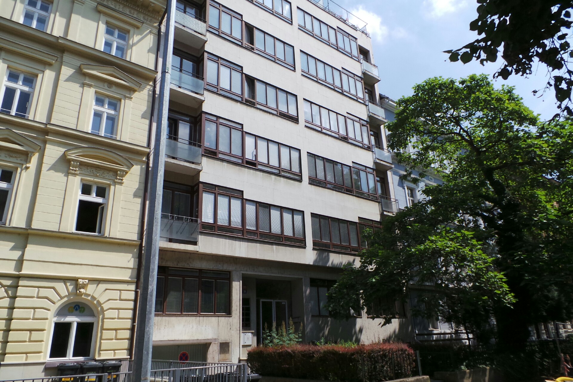 PETR FRANTA architekti & asoc., spol. s r.o.