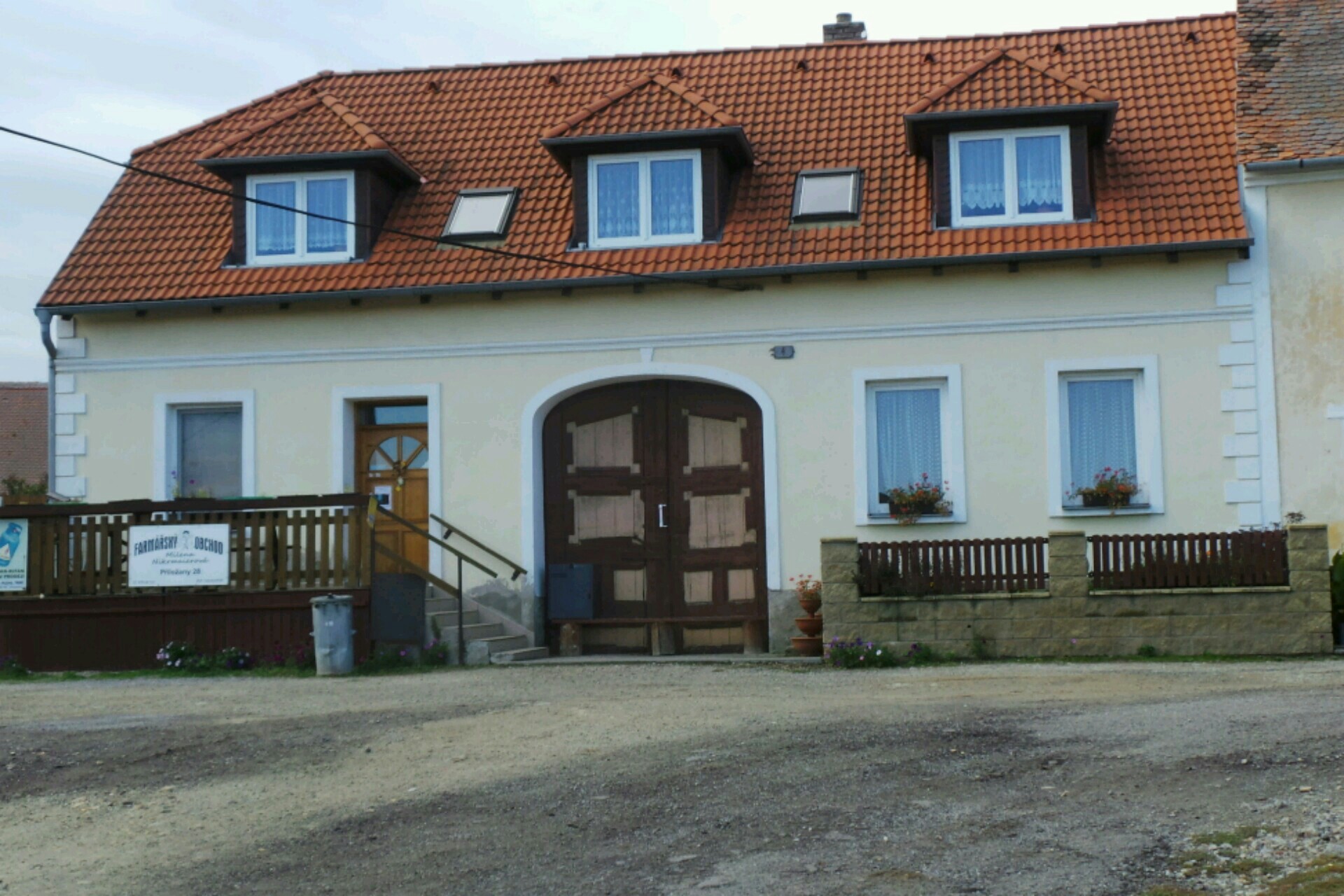 Farmářský obchod Příložany 28