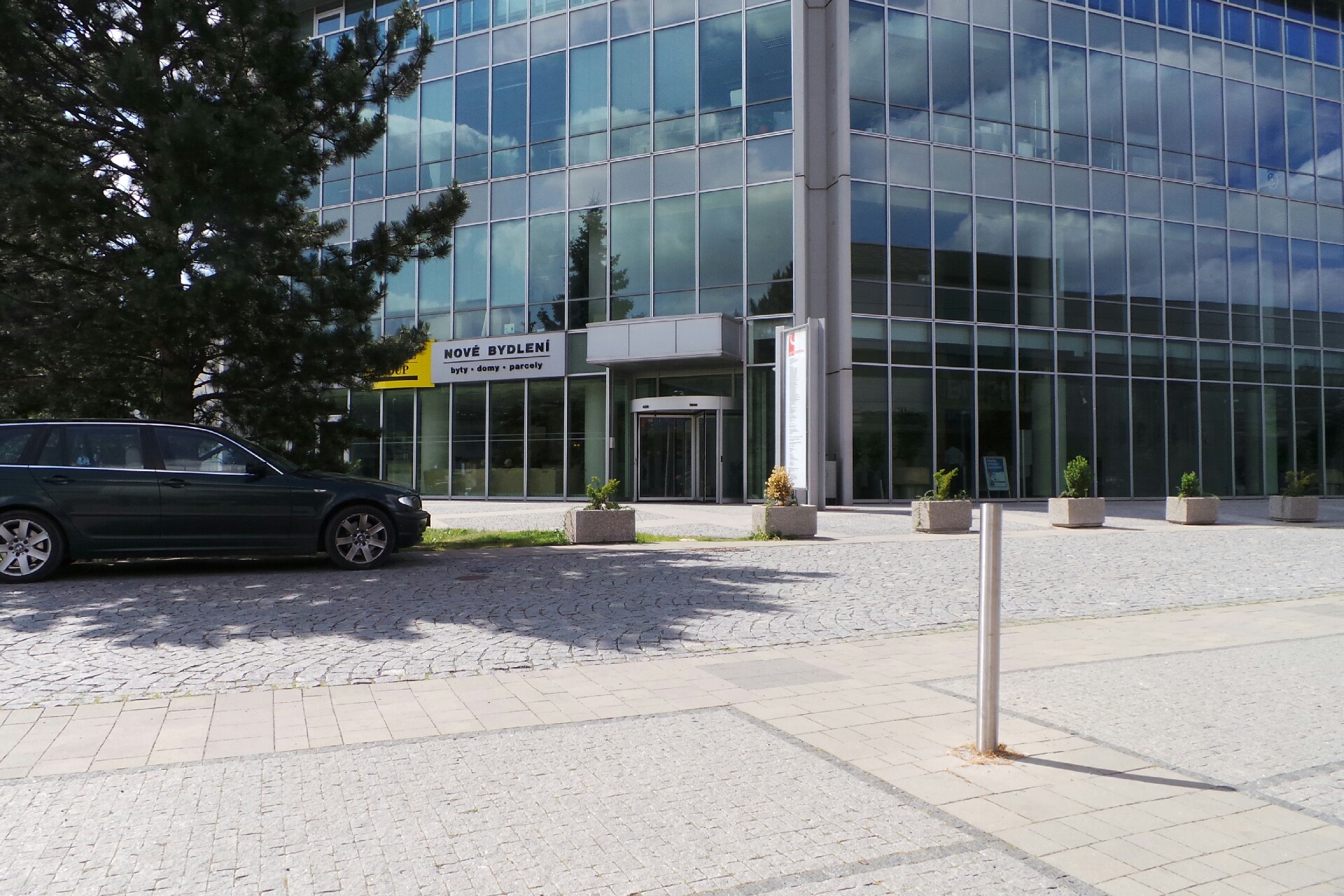 Business Field Management, s.r.o.