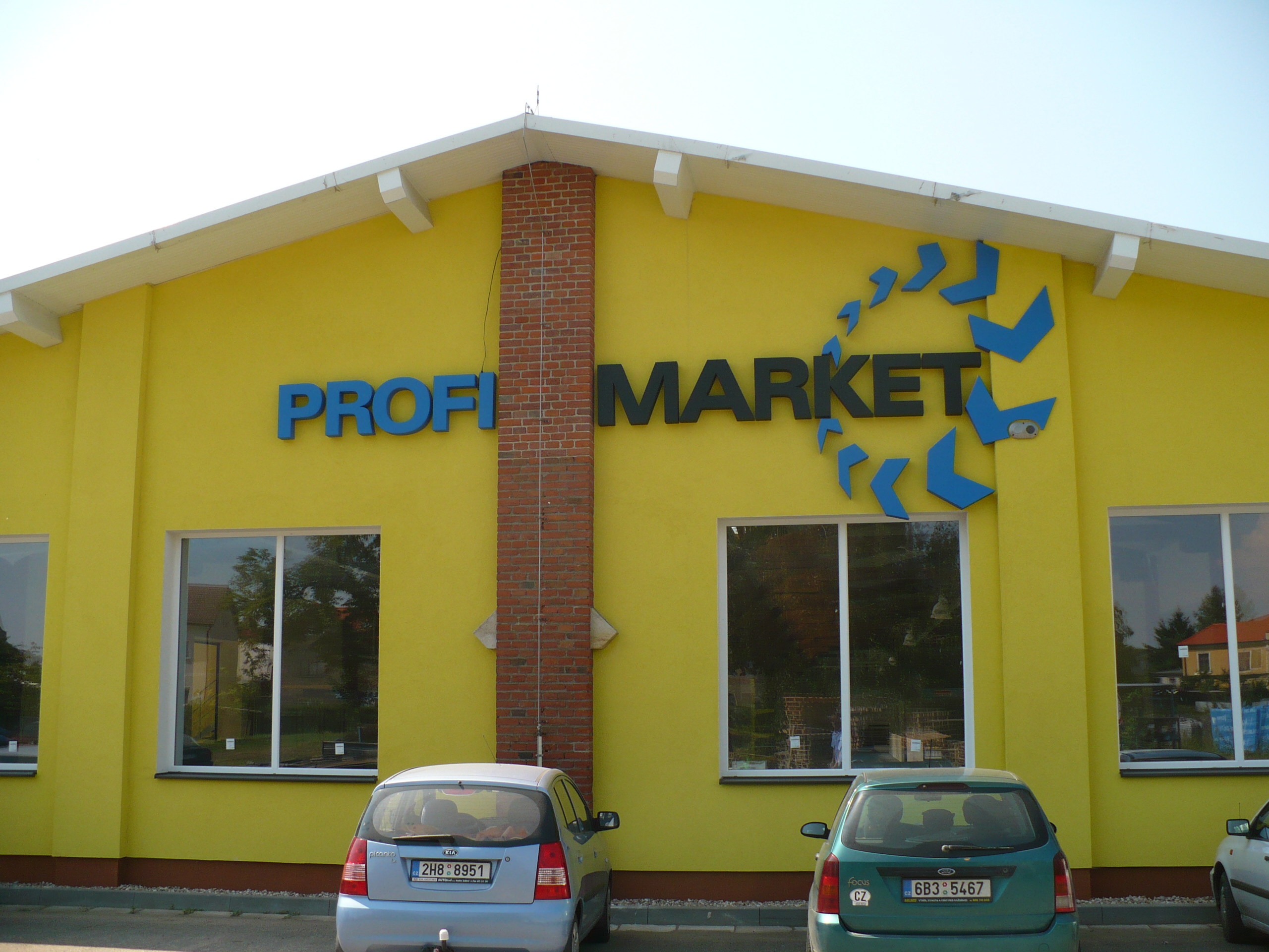 PROFI - MARKET foto 3