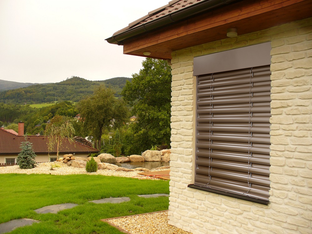 STUDIO H+H – stínicí a vratová technika foto 4