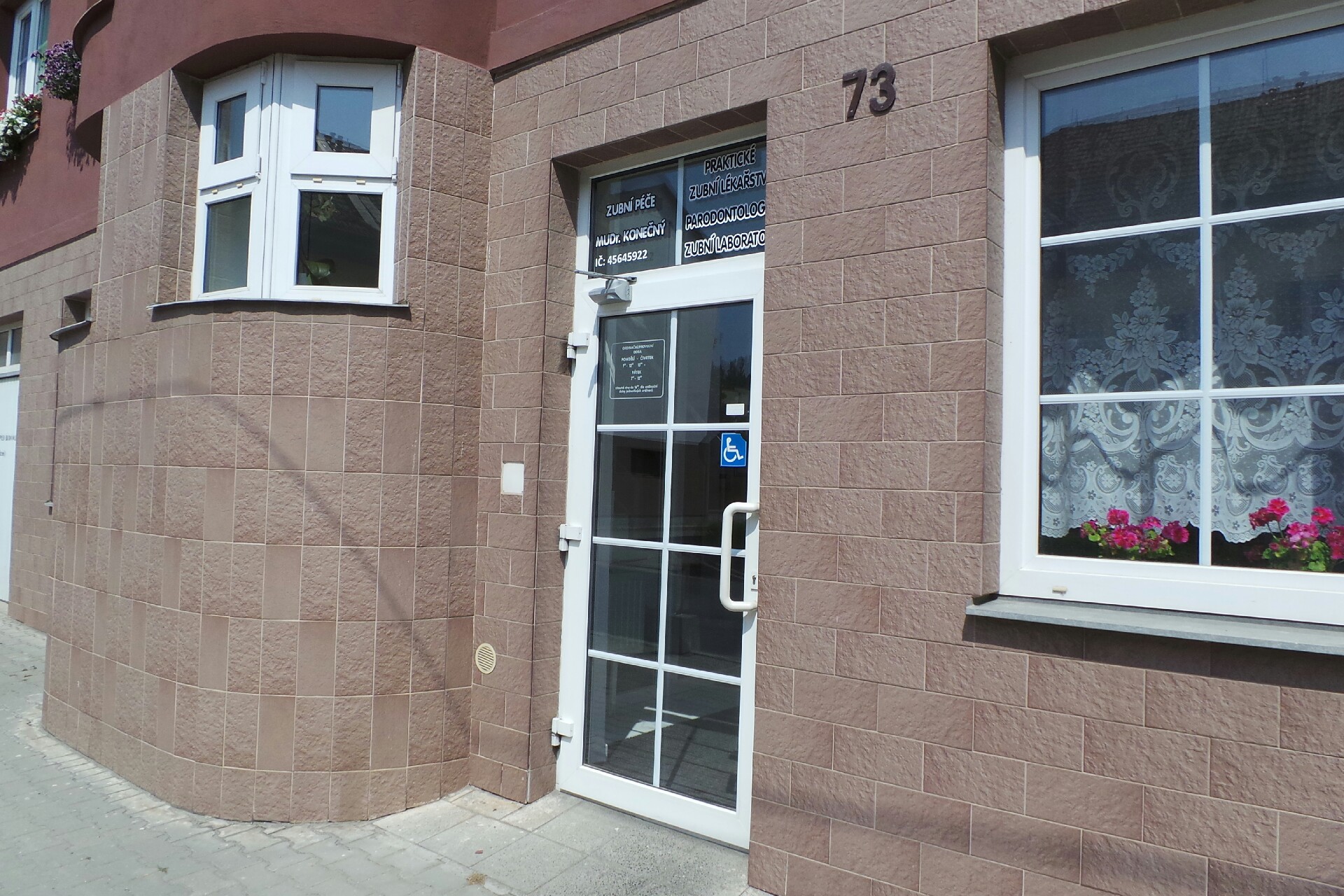 MUDr. Petr Konečný