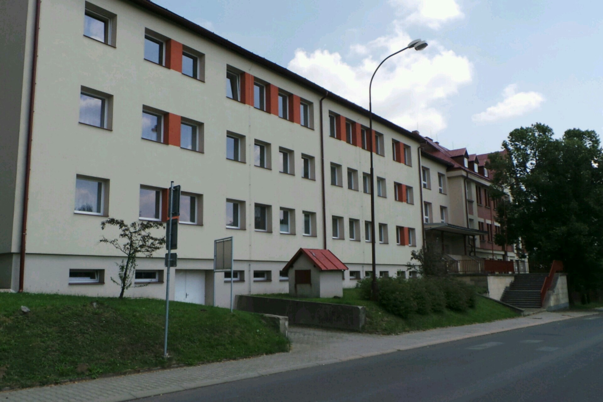 Integrovaná střední škola, Vysoké nad Jizerou, Dr. Farského 300