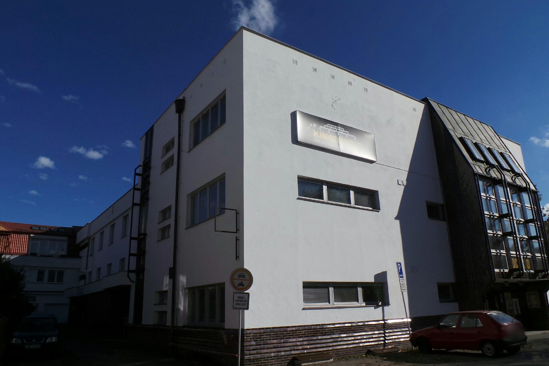 Městské divadlo a kino Ostrov, spol. s r.o.