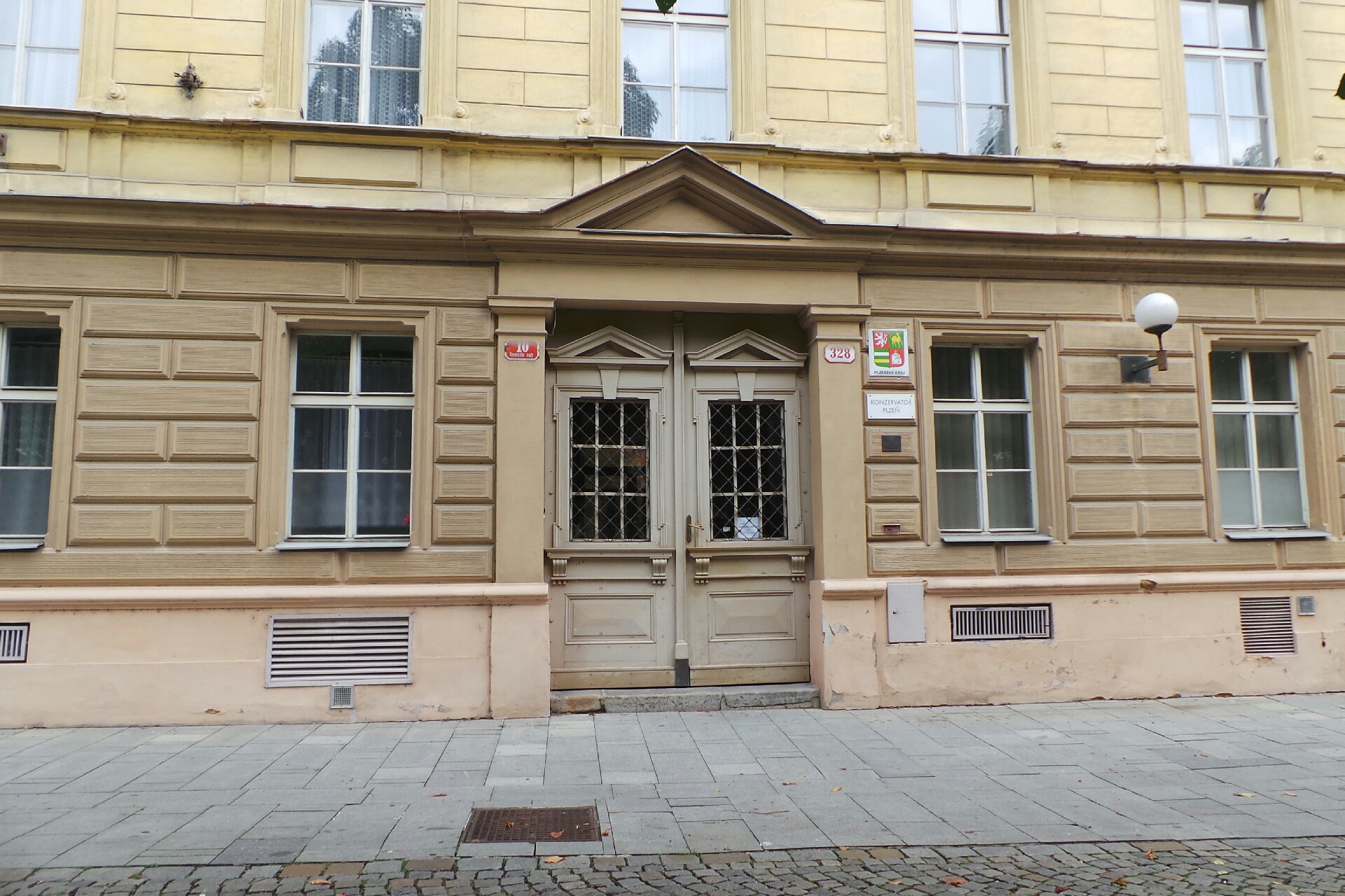 Konzervatoř, Plzeň, Kopeckého sady 10