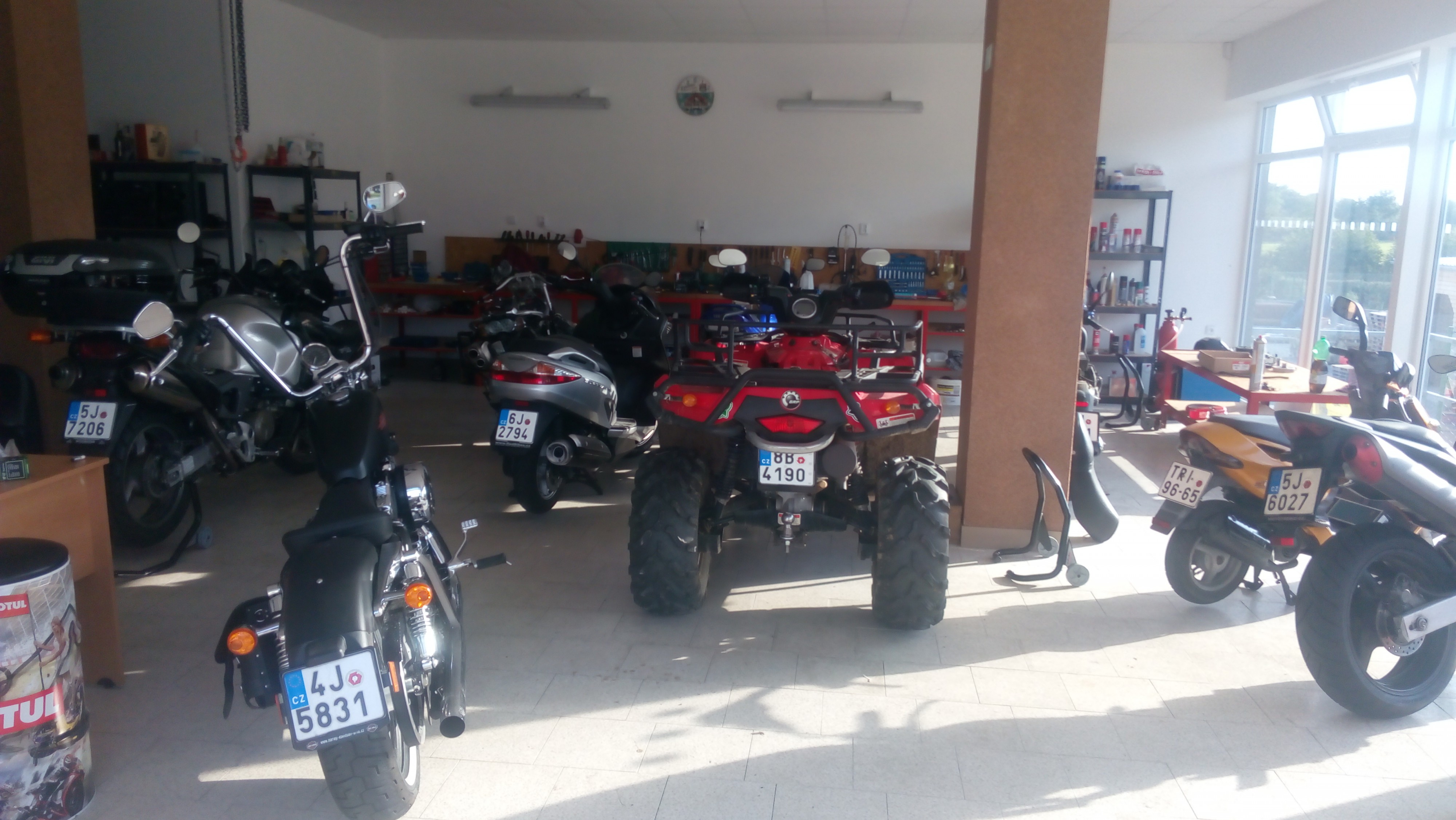 Motoservis Třebíč foto 6