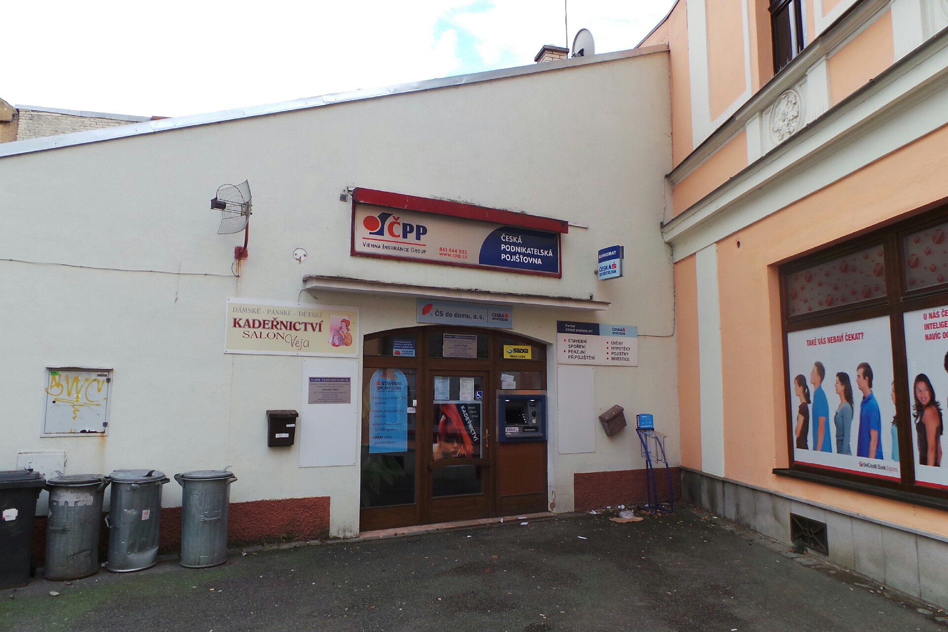 Bankomat České spořitelny foto 2