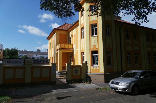 Sklenář - servis oken a dveří foto 6