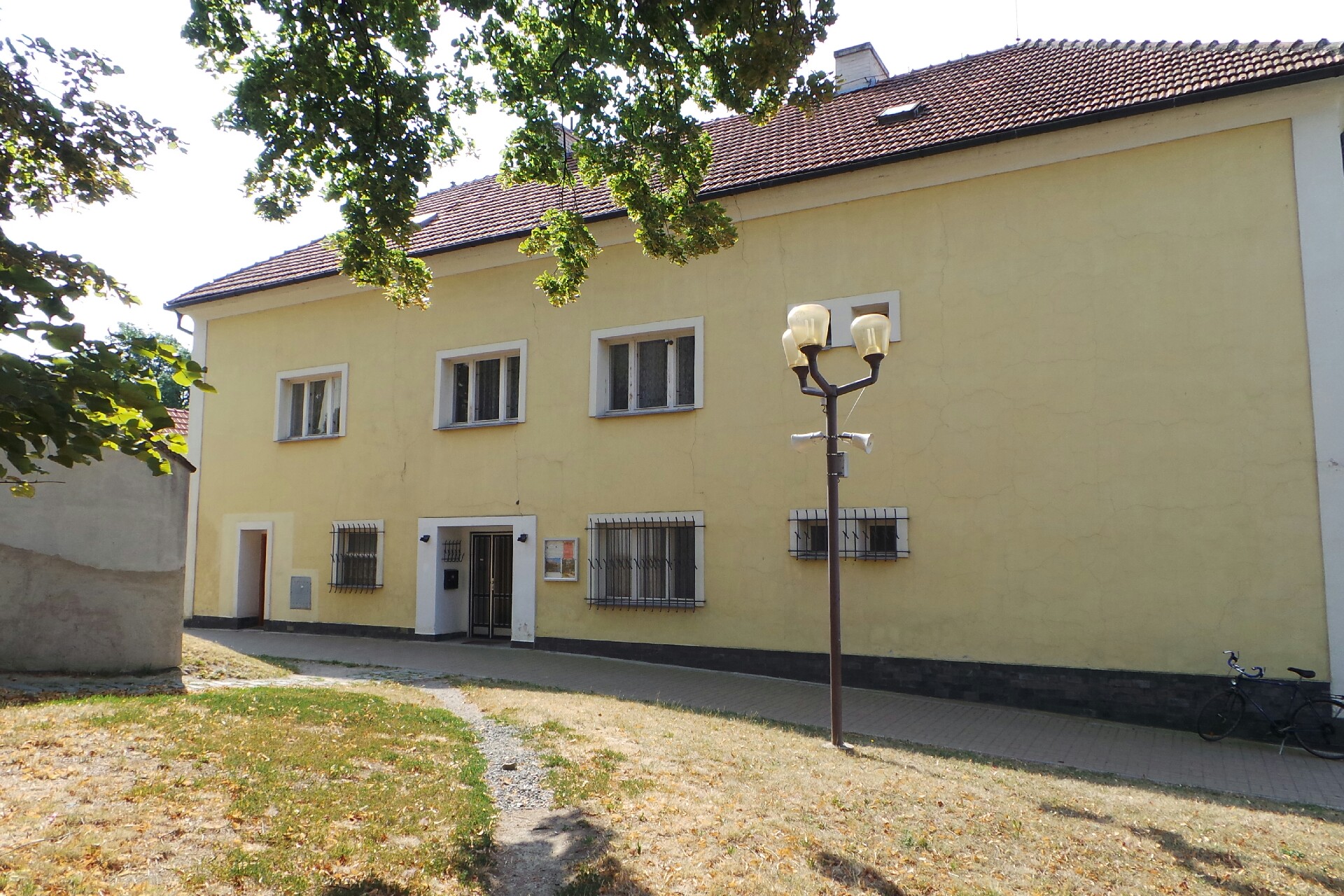 Římskokatolická farnost Vícov