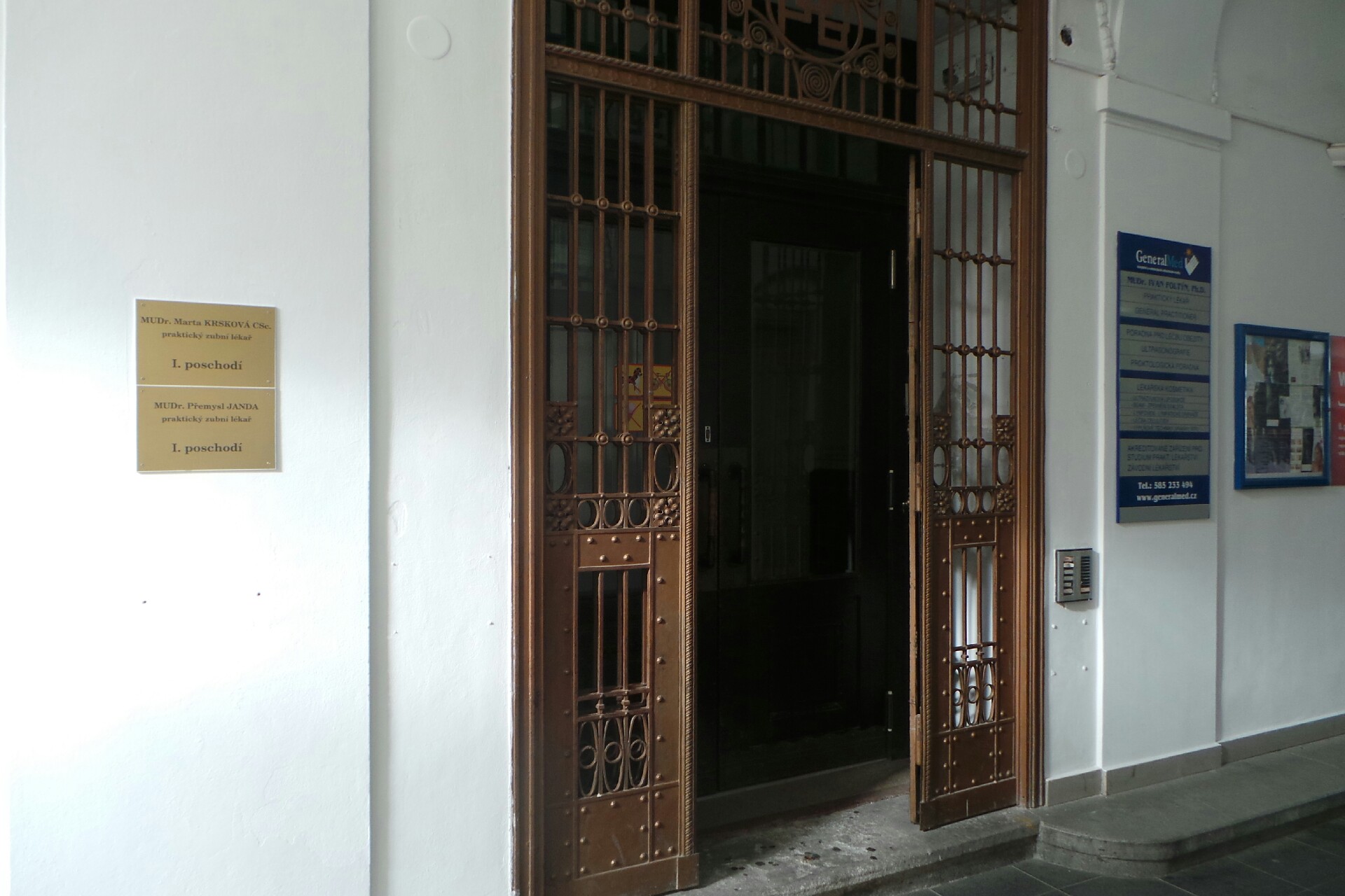 Praktický zubní lékař MUDr. Přemysl Janda