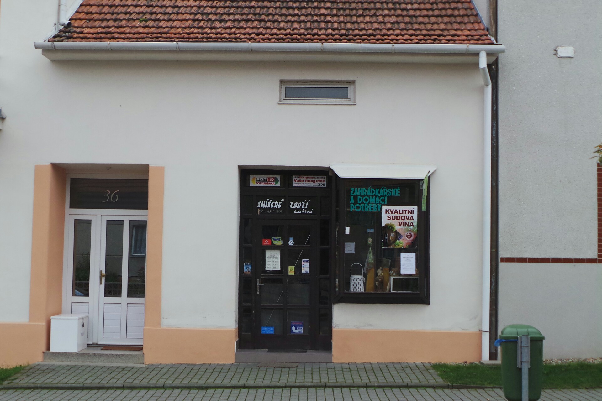 Smíšené zboží Podolí 36