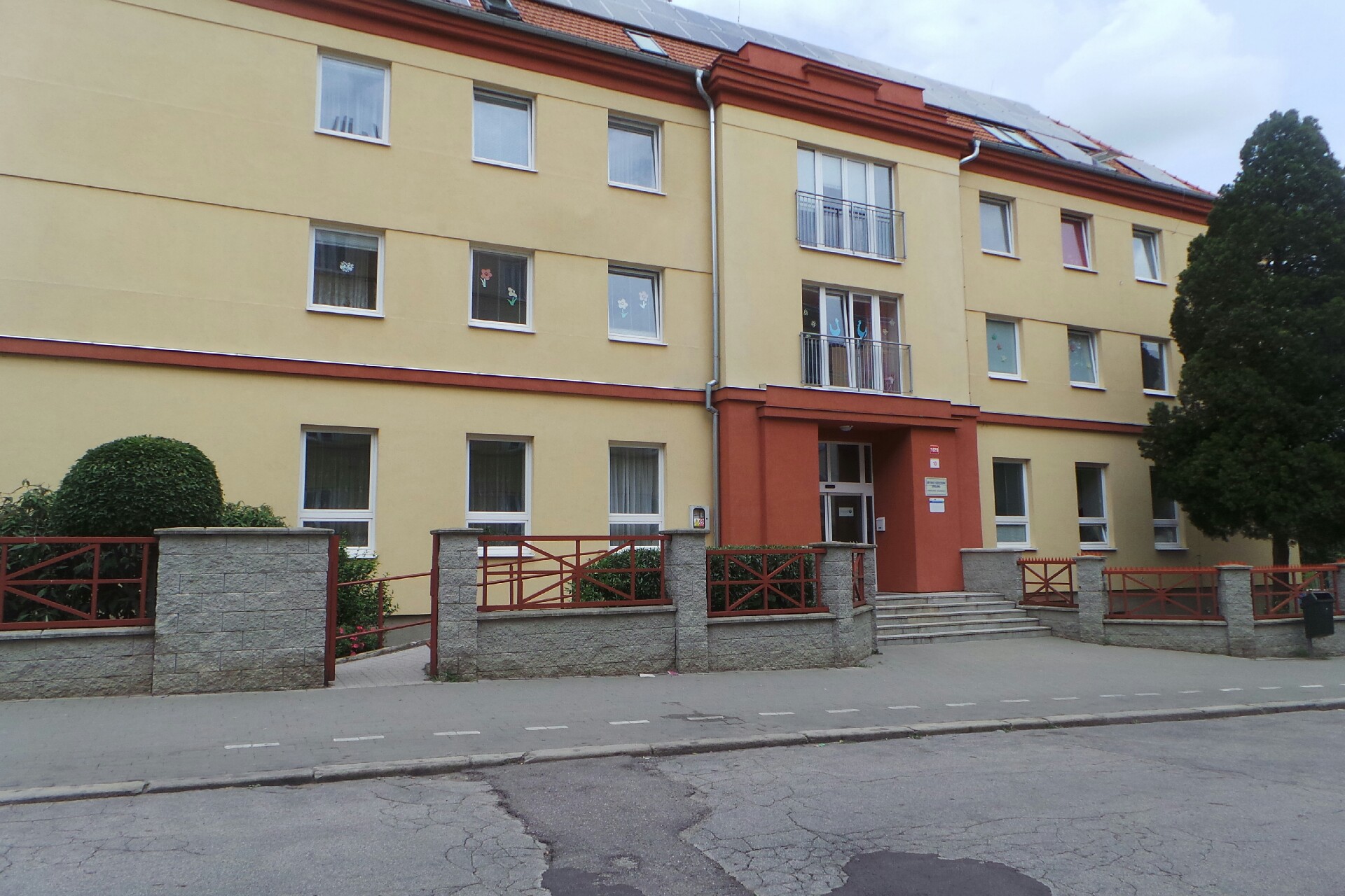 MŠ, ZŠ a Praktická škola Znojmo - Základní škola