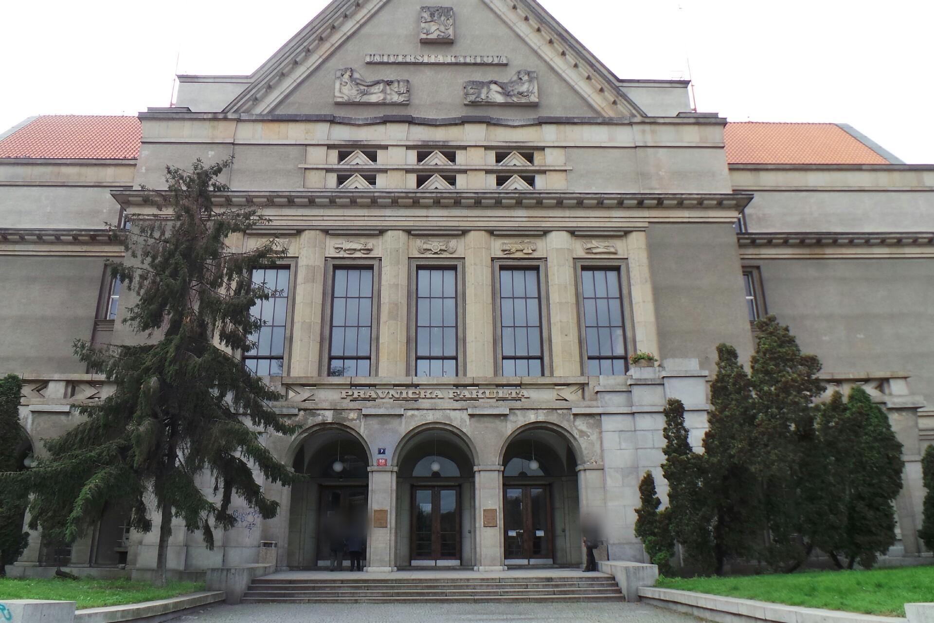 Katedra obchodního práva Právnické fakulty - Univerzita Karlova