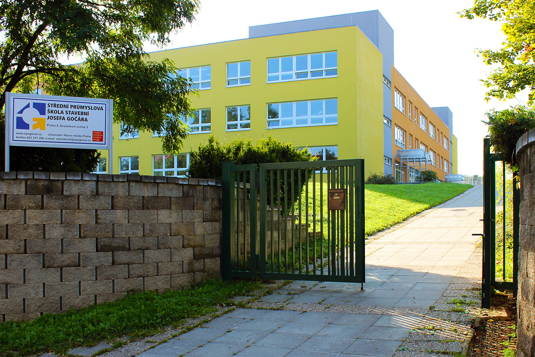 Střední průmyslová škola stavební Josefa Gočára foto 5