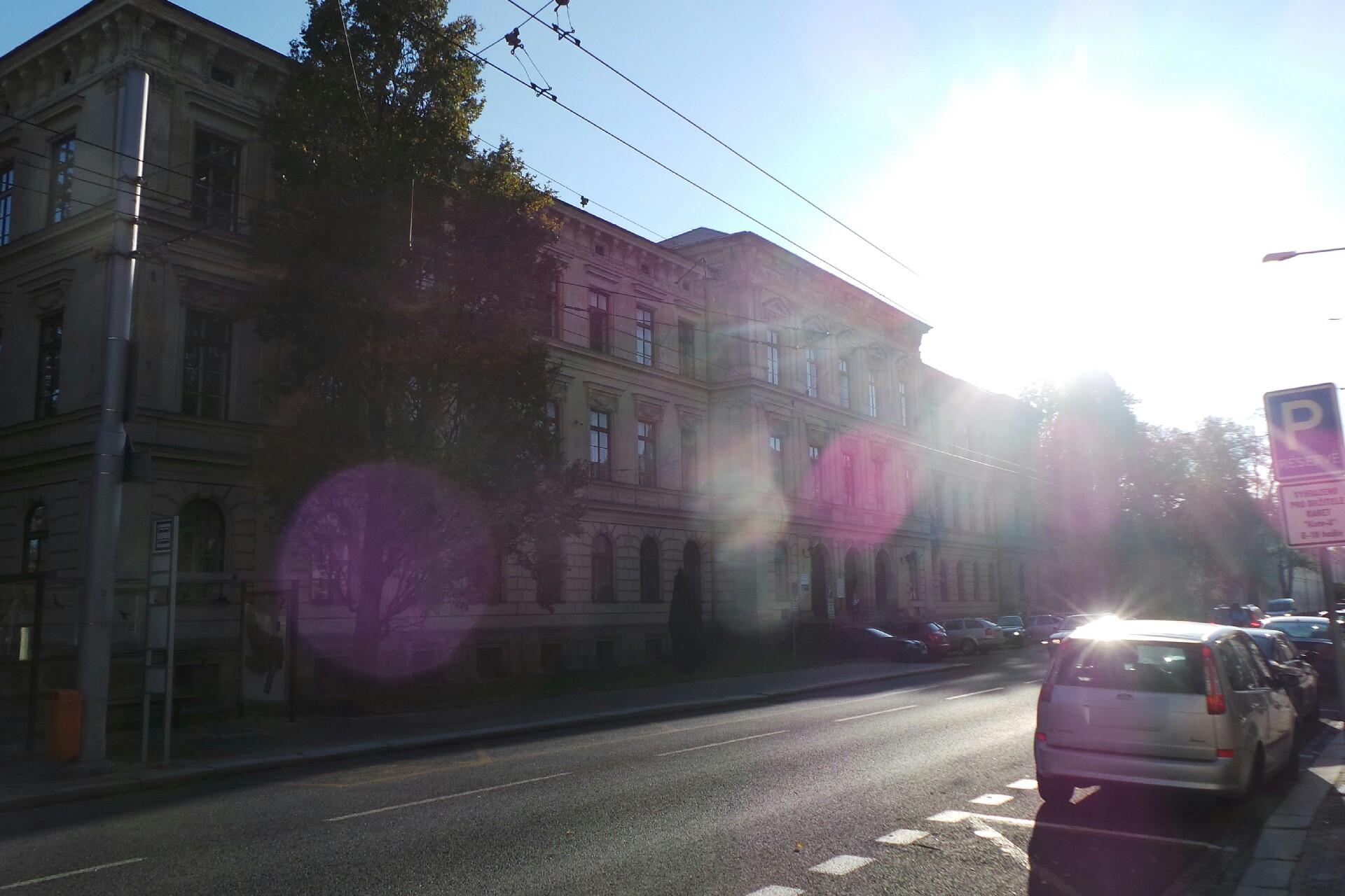 Vyšší odborná škola zdravotnická a Střední zdravotnická škola, Hradec Králové