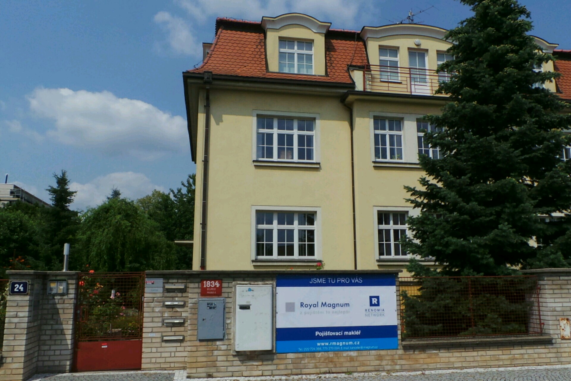 JUDr. Michael Macek, advokát